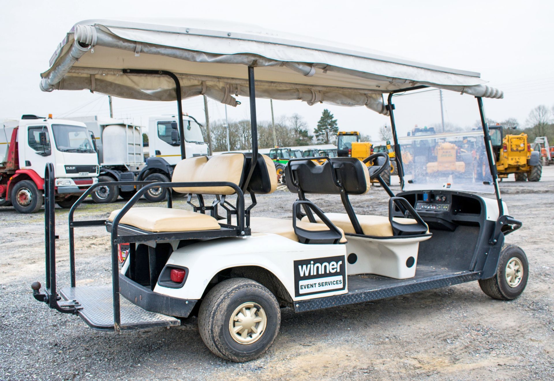 Cushman 6 seat petrol driven golf buggy Year: 2012 S/N:  Recorded Hours: 0079 - Image 3 of 8