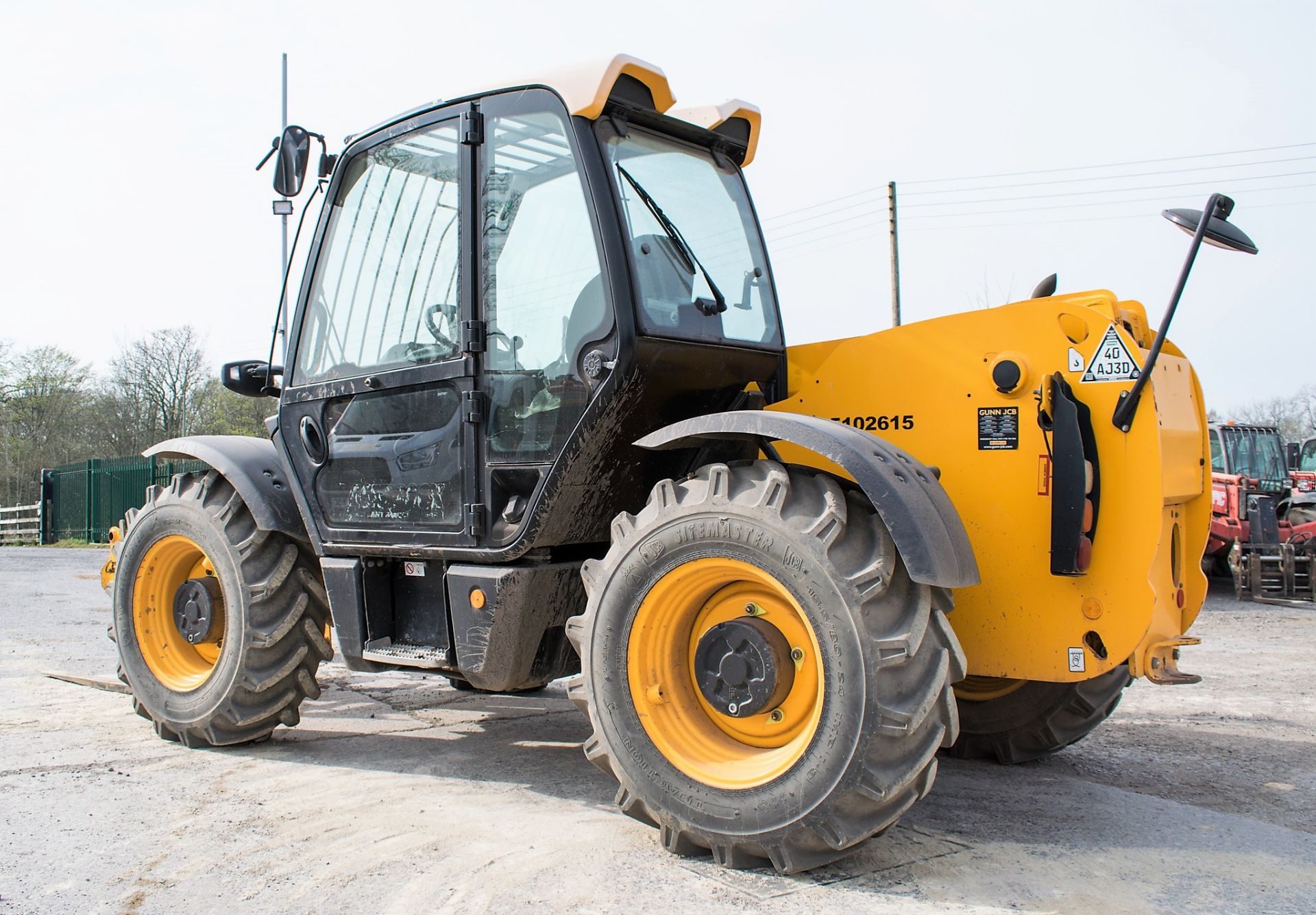 JCB 531-70 7 metre telescopic handler Year: 2014 S/N: 2337367 Recorded Hours: 1458 c/w turbo charged - Image 3 of 13