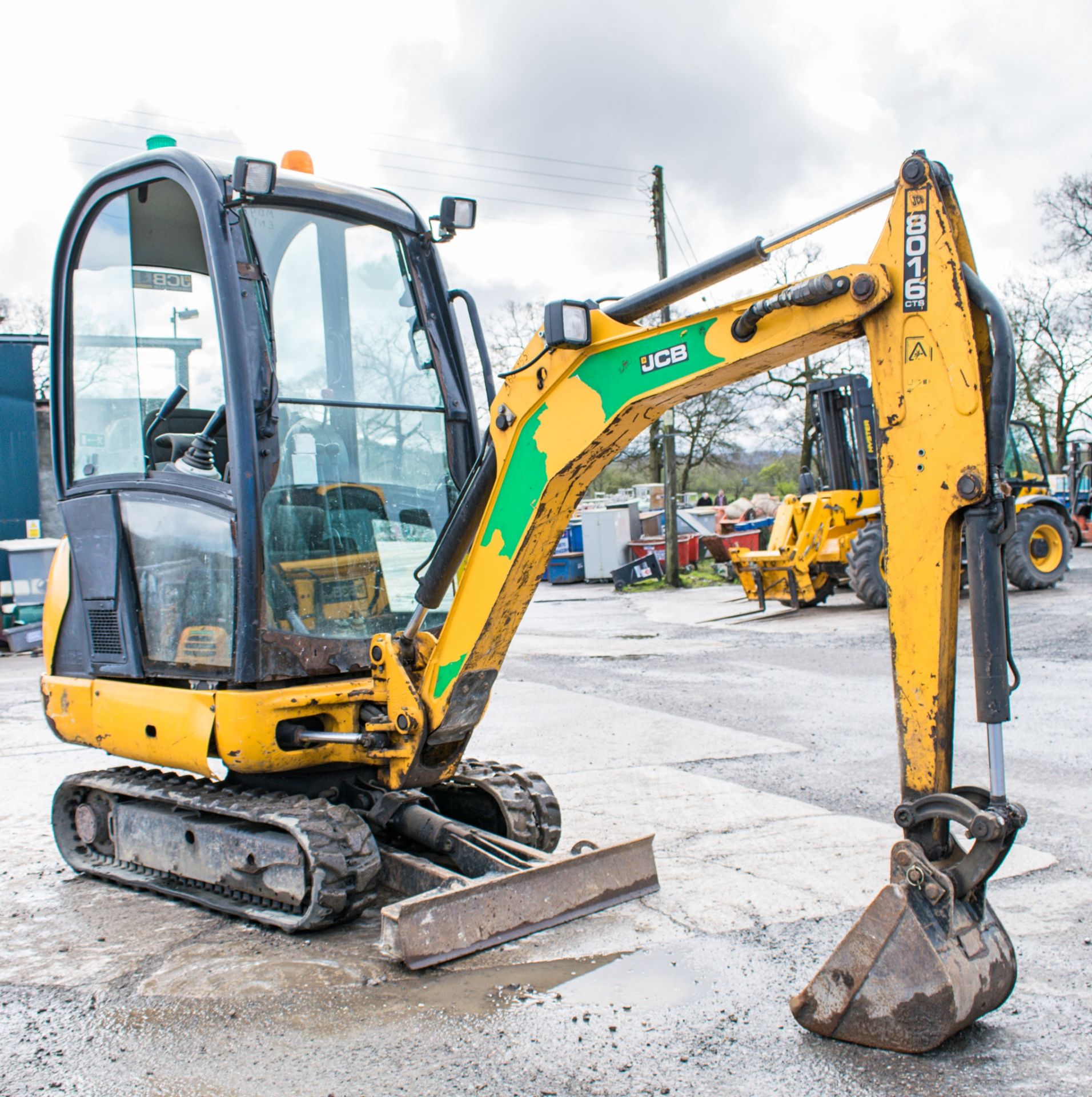 JCB 801.6 CTS 1.5 tonne rubber tracked mini excavator Year: 2013 S/N: 20171389 Recorded Hours: - Bild 2 aus 12