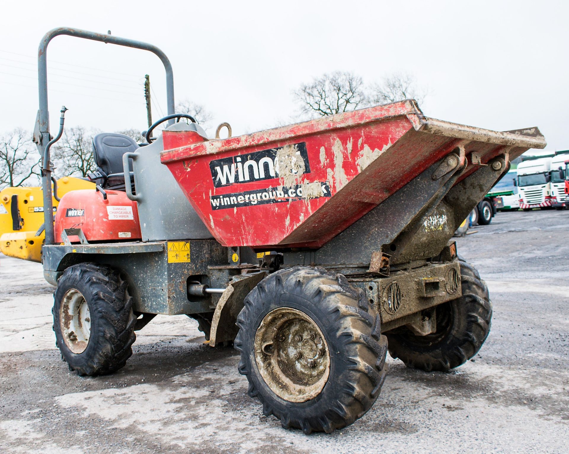 Neuson 2001 2 tonne swivel skip dumper Year: 2008 S/N: CB000564 Recorded Hours: 3413 D155G - Image 2 of 12