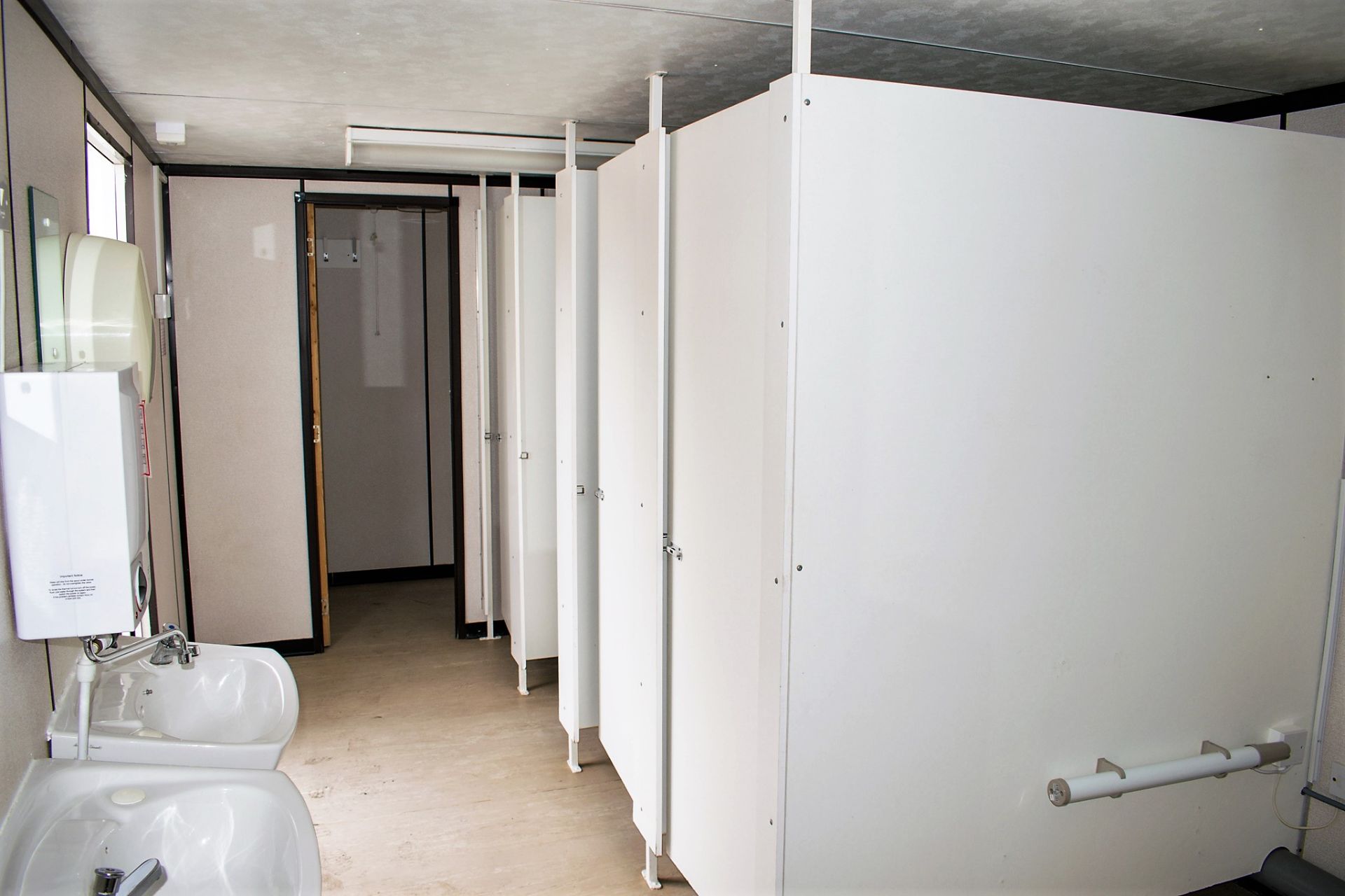 32 ft x 10 ft steel anti vandal toilet block c/w keys A405779 - Image 8 of 10