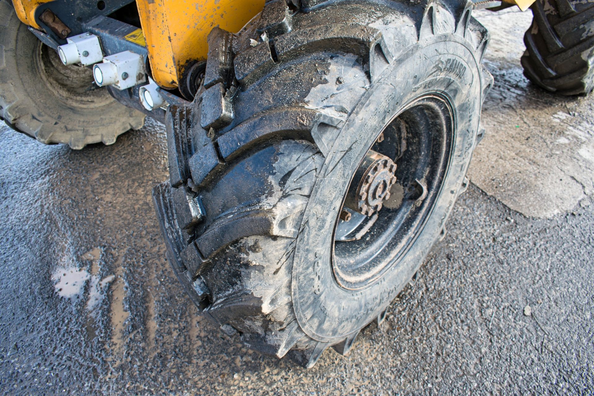 Benford Terex 6 tonne straight skip dumper Year: S/N: Recorded Hours: 2695 1839 - Image 8 of 14