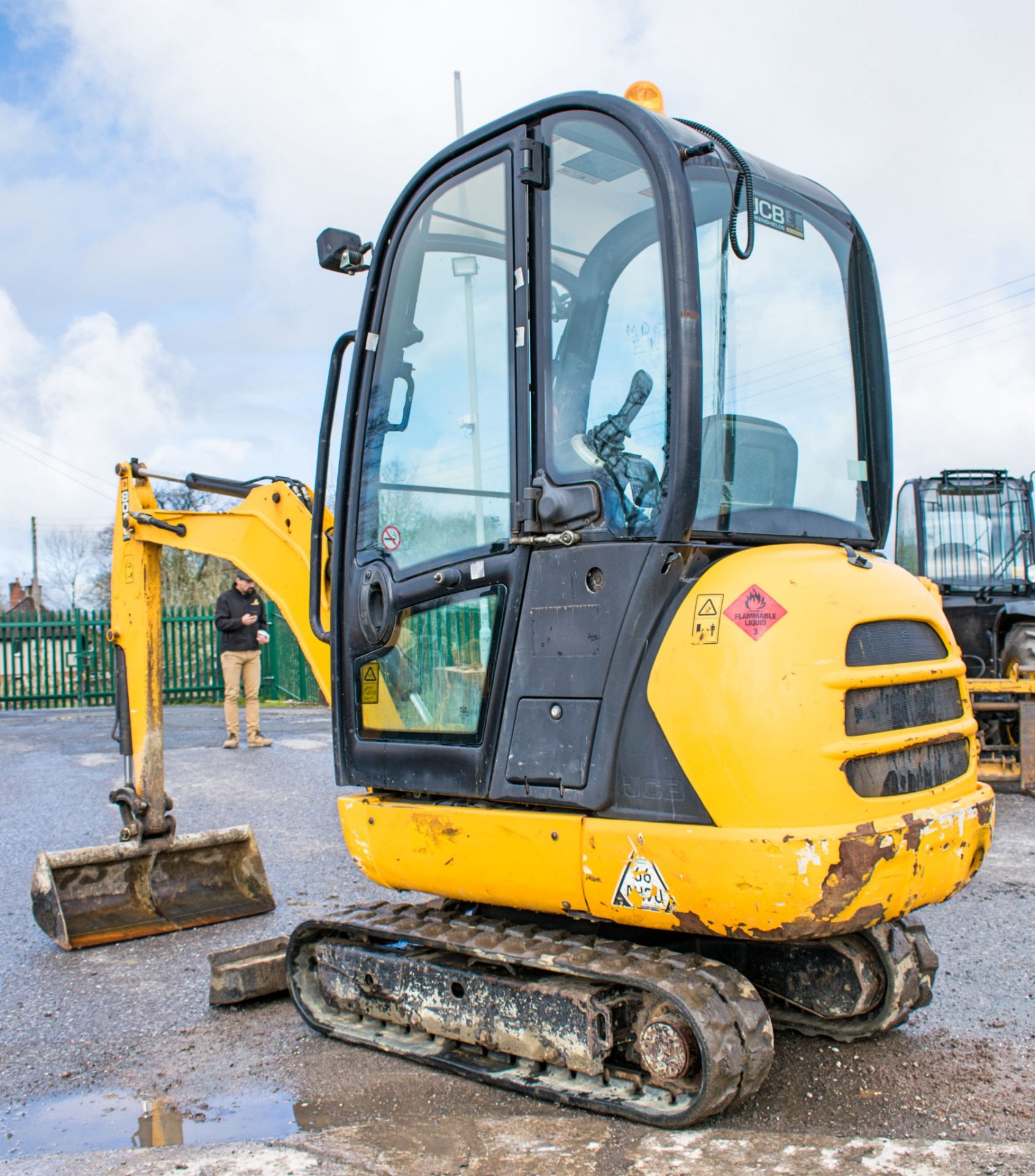 JCB 801.6 CTS 1.5 tonne rubber tracked mini excavator Year: 2013 S/N: 20171420 Recorded Hours: - Image 3 of 12