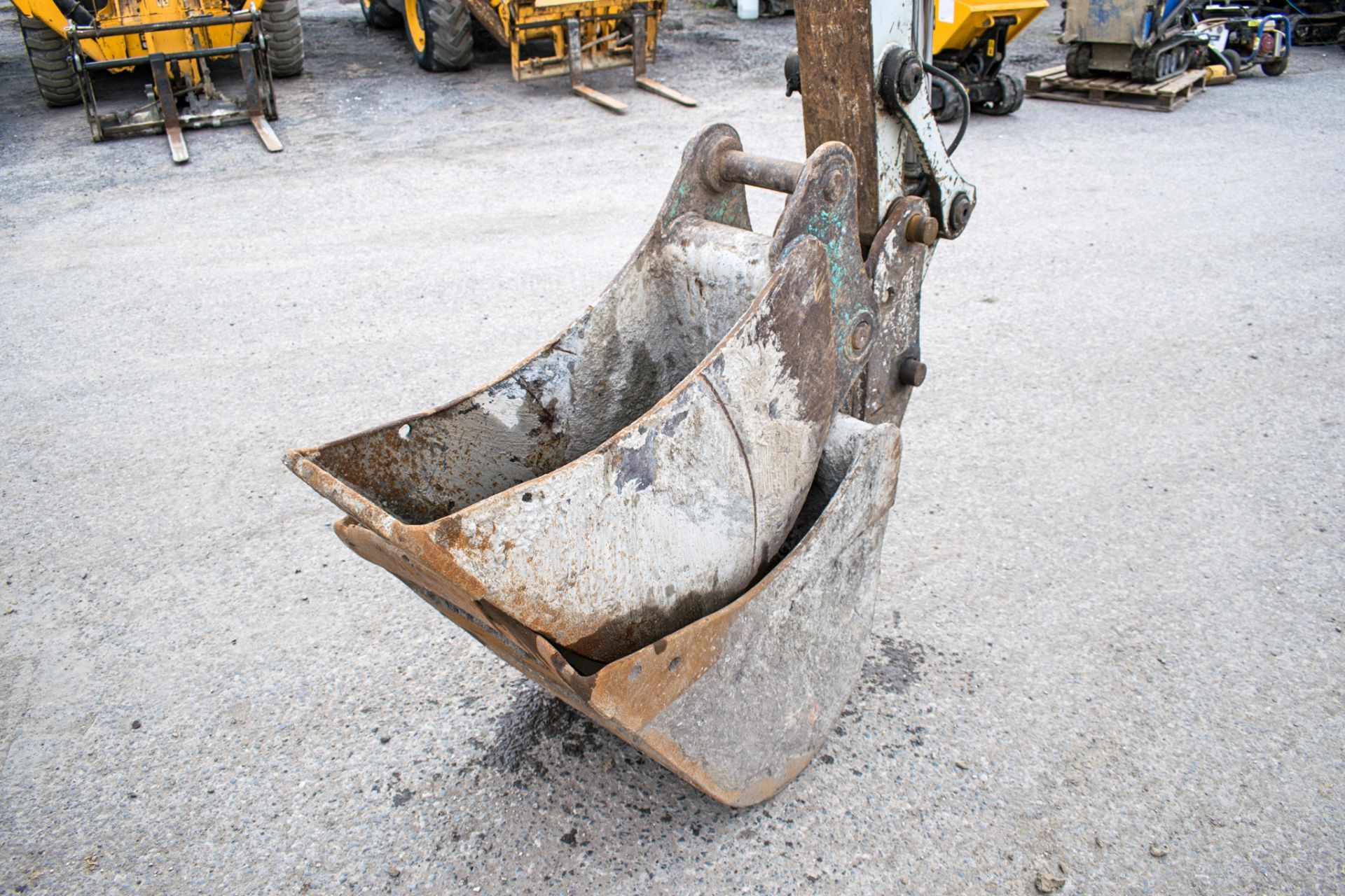 Takeuchi TB285 8.5 tonne rubber tracked excavator Year: 2012 S/N: 185000171 Recorded Hours: 6005 - Image 9 of 12