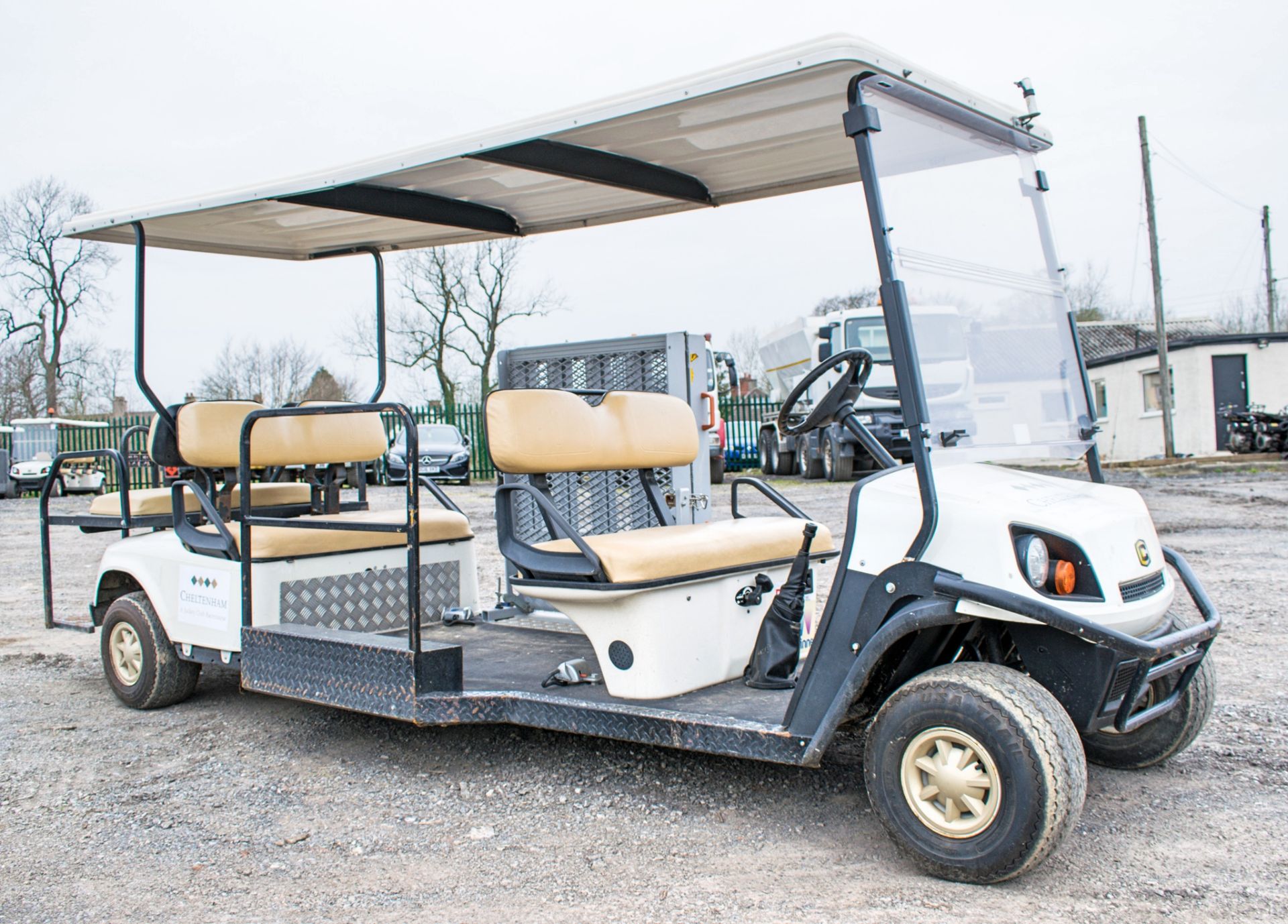 Cushman 6 seat & wheelchair petrol driven golf buggy Year: 2012 S/N: 2810582 Recorded Hours: 0060 - Image 2 of 10