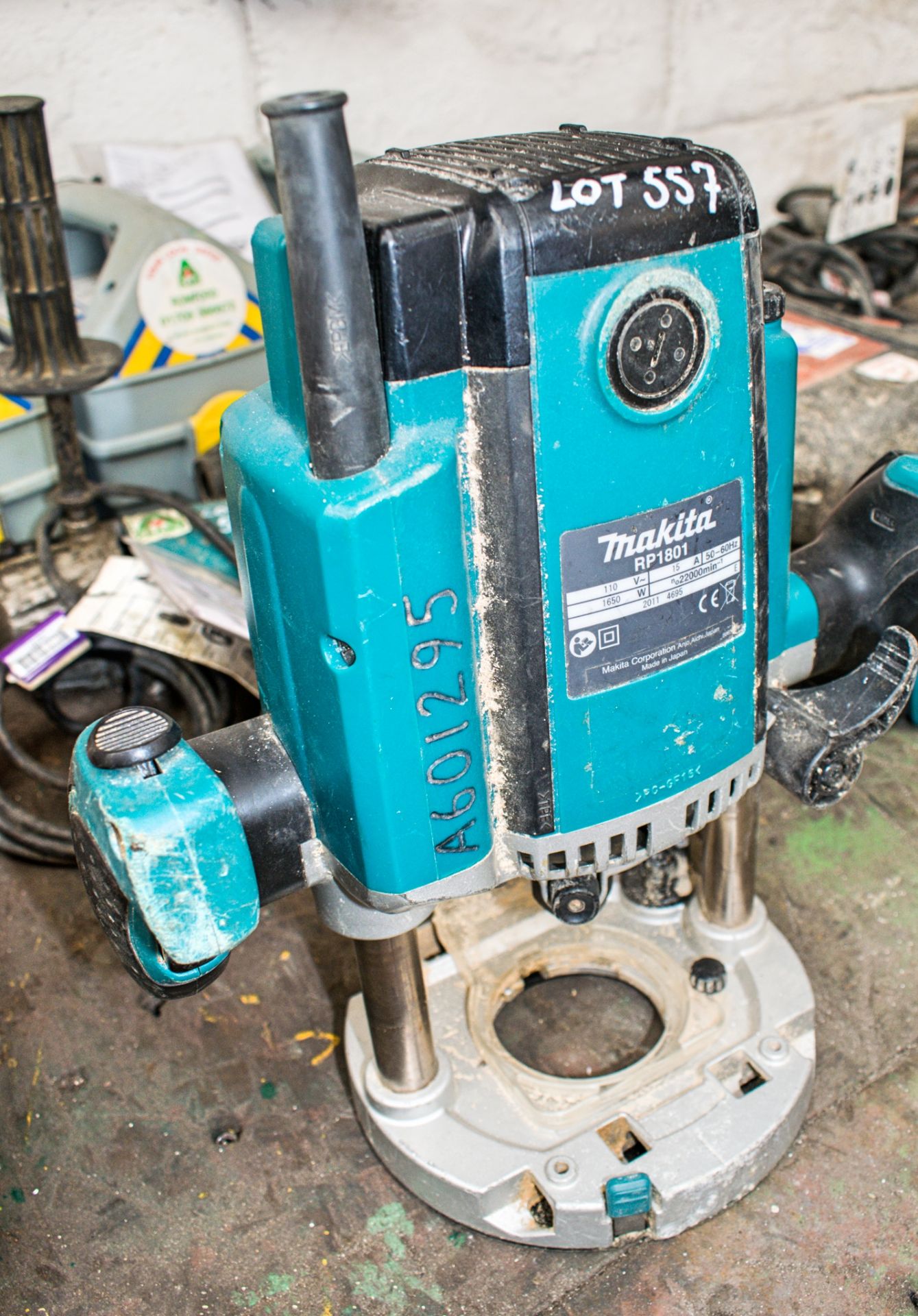 Makita 110v router A601295 ** Power cord missing **