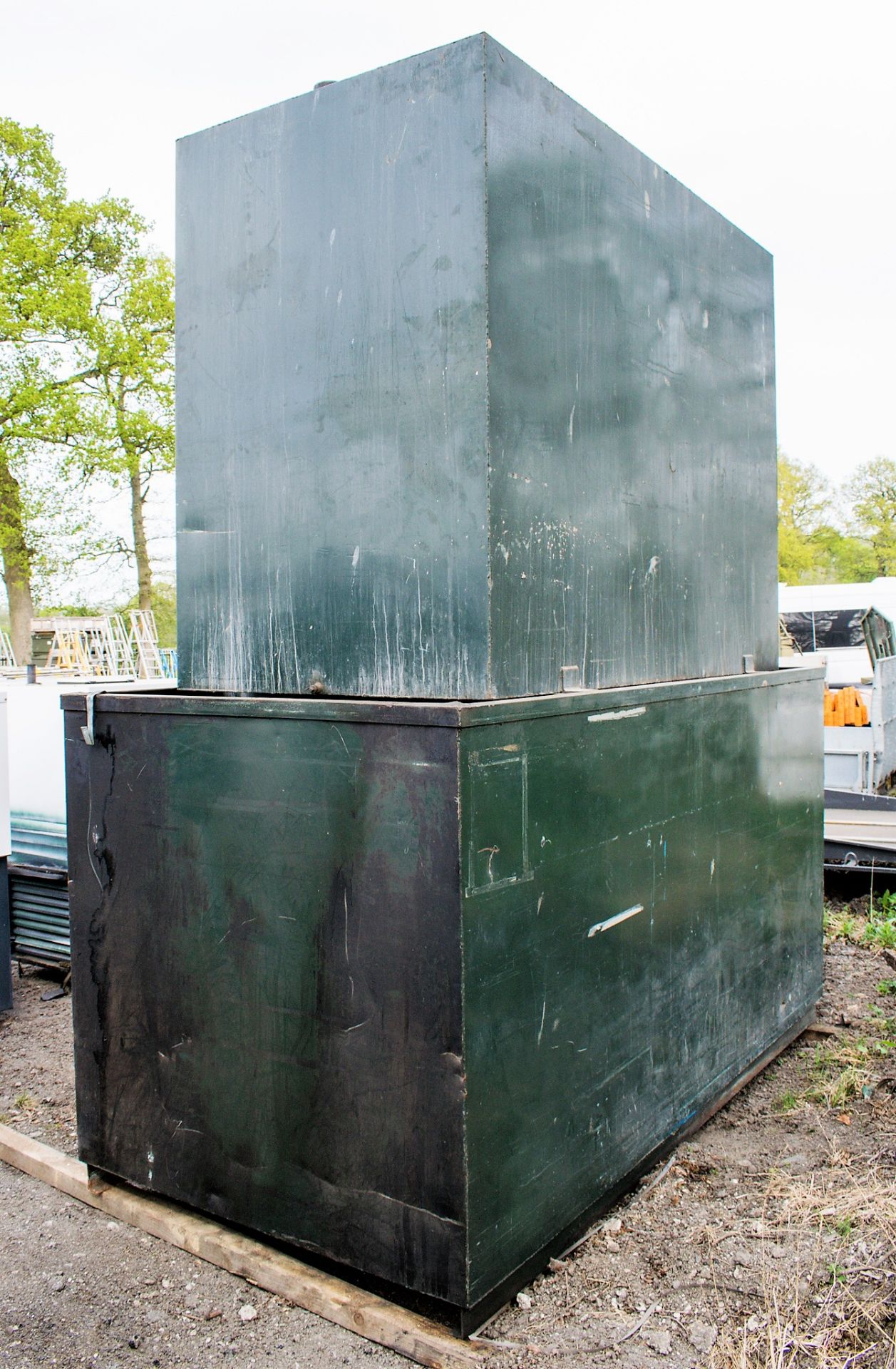Diesel storage tank c/w bund/catch tank ** No VAT on hammer price but VAT will be charged on the - Image 2 of 2