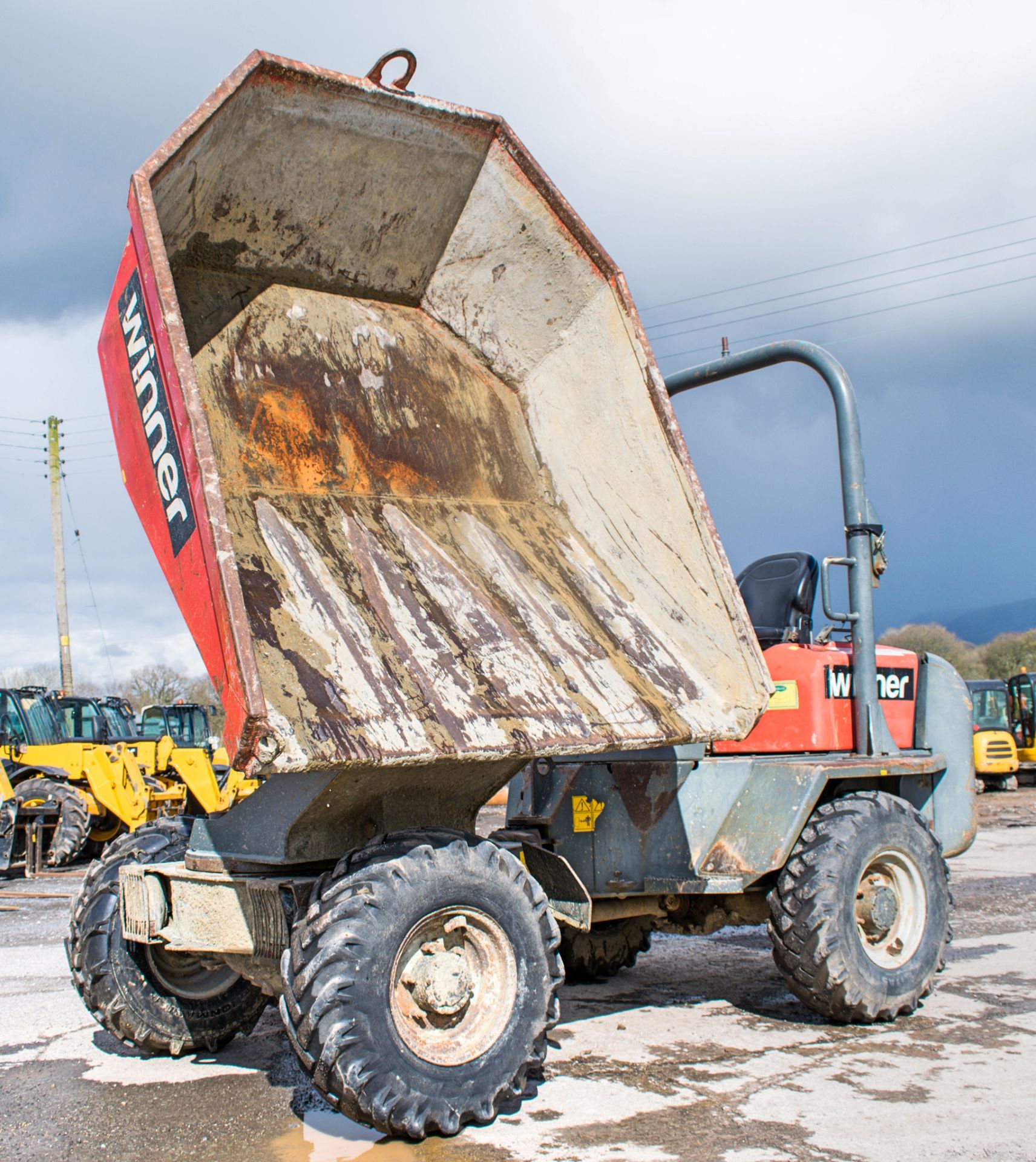 Neuson 3001 3 tonne swivel skip dumper Year: 2008 S/N: 10360D Recorded Hours: 3616 D158G - Image 11 of 13