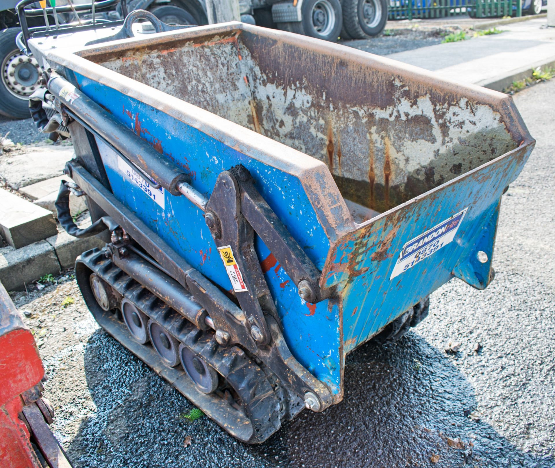 TCP HT500 diesel driven rubber tracked hi-tip pedestrian dumper Year: 2004 S/N: HTB1652 Recorded - Image 2 of 7