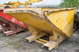 Steel tipping skip A758382
