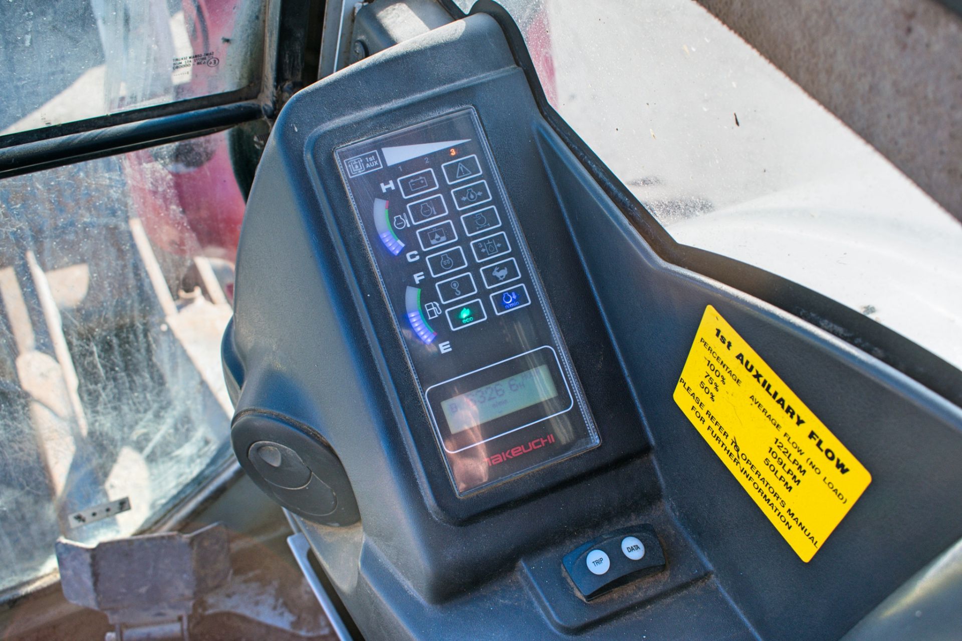 Takeuchi TB285 8.5 tonne rubber tracked excavator Year: 2012 S/N: 185000264 Recorded Hours: 6326 - Image 14 of 14