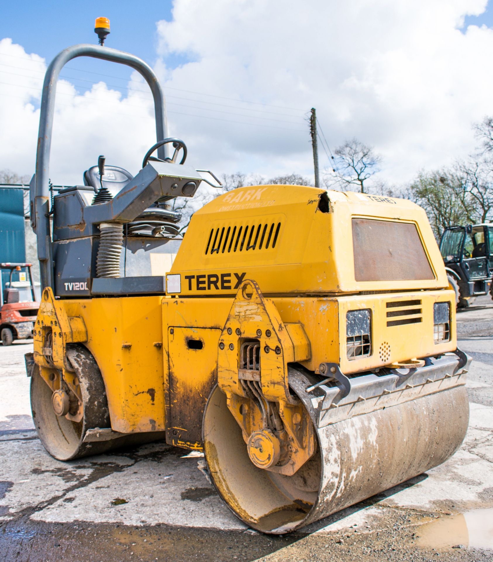 Benford Terex TV1200 double drum ride on roller Year: 2007 S/N: E703CD092 Recorded Hours: 1936 - Image 2 of 8