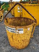 500 litre steel crane tipping bucket