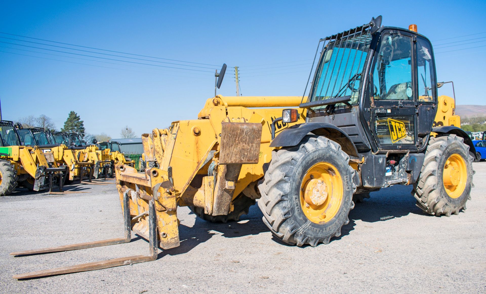 JCB 532-120 12 metre telescopic handler Year: 2003 S/N: 1016744 Recorded Hours: 6139 815