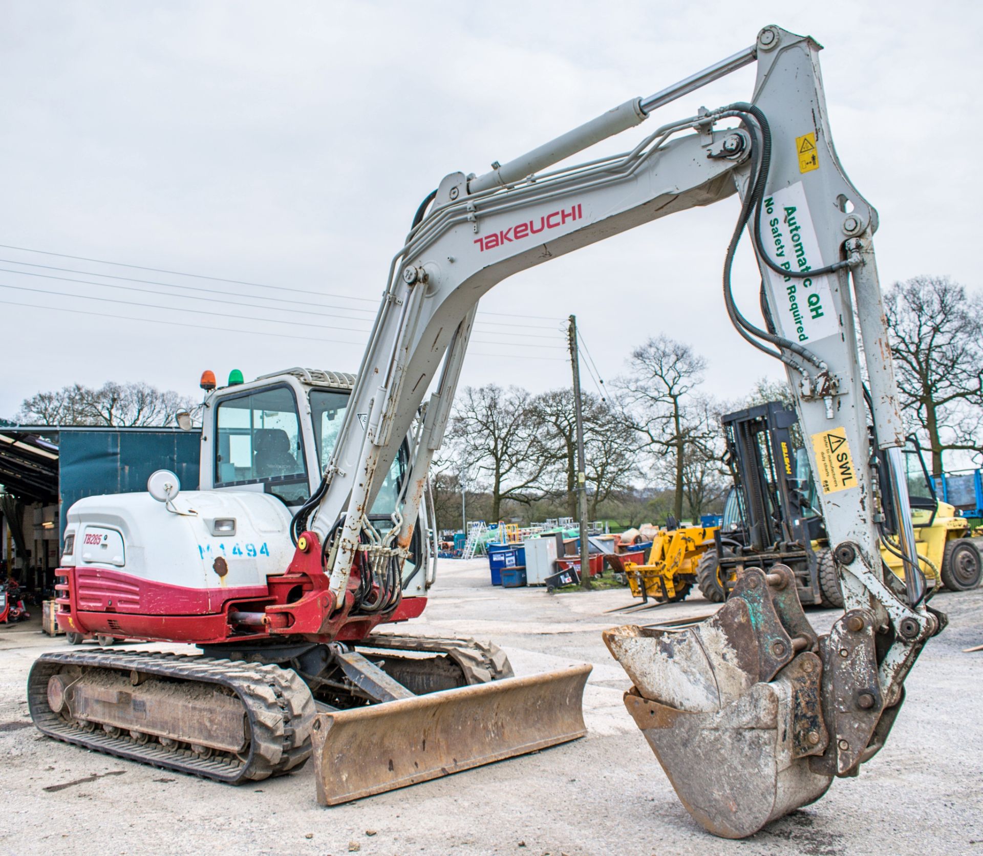 Takeuchi TB285 8.5 tonne rubber tracked excavator Year: 2012 S/N: 185000171 Recorded Hours: 6005 - Image 2 of 12