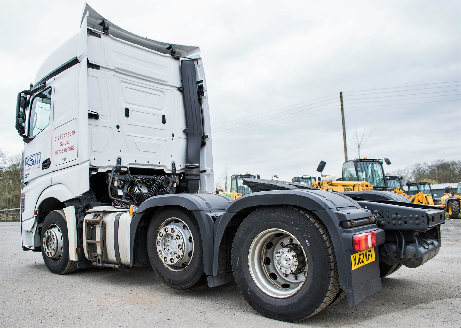 Mercedes Benz Actross 2545 6 x 2 tractor unit Registration Number: NJ62 WFV Date of Registration: - Image 3 of 12