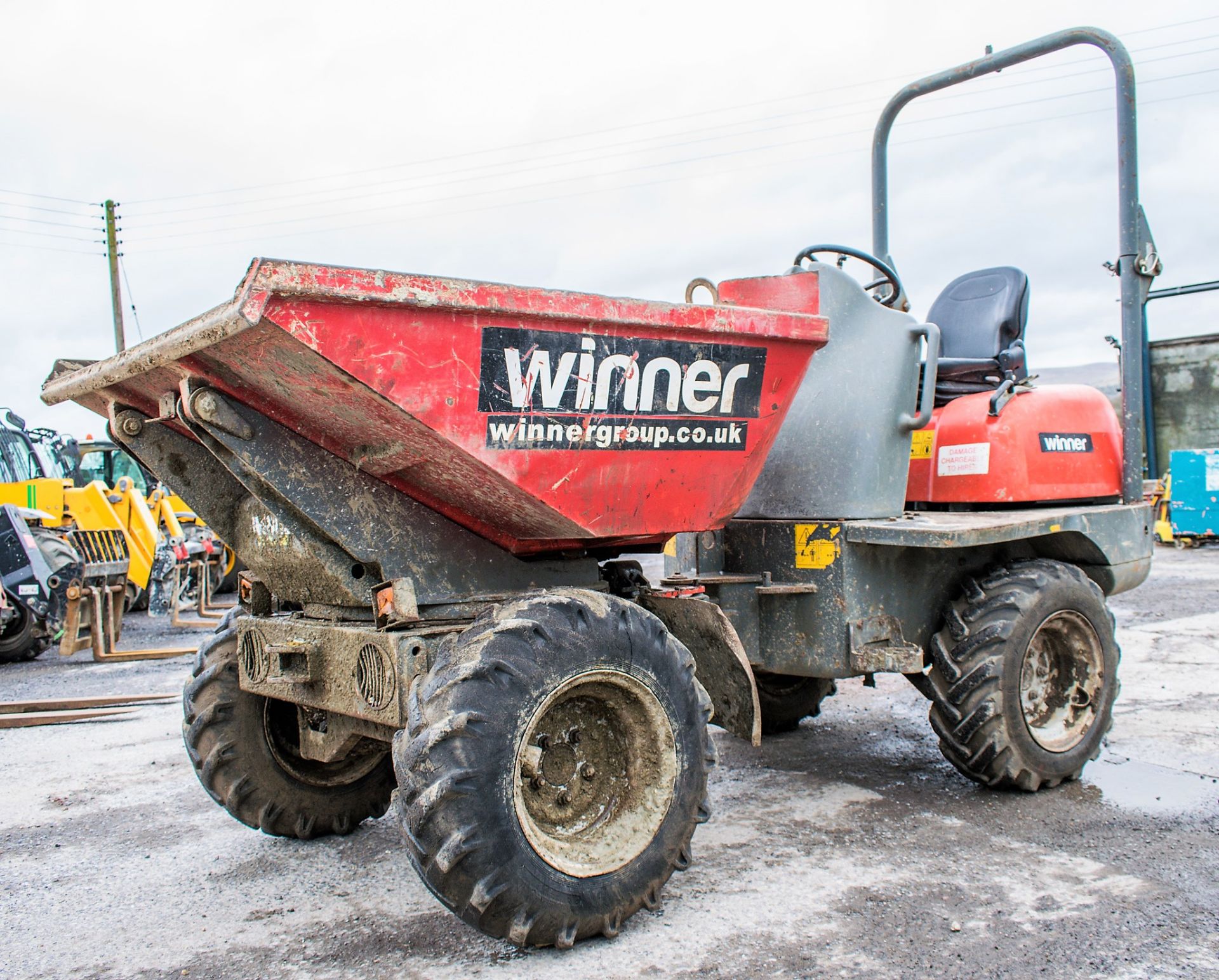 Neuson 2001 2 tonne swivel skip dumper Year: 2008 S/N: CB000564 Recorded Hours: 3413 D155G