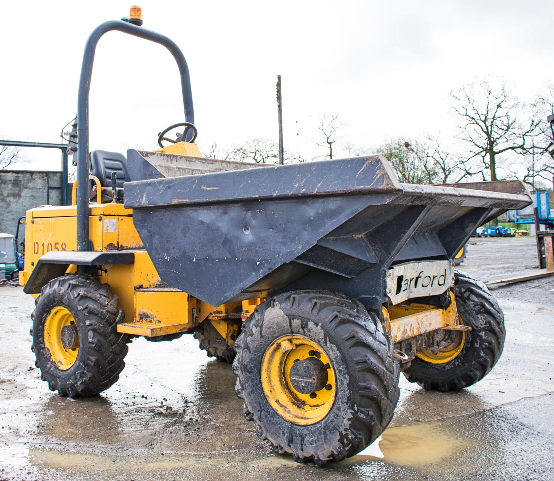 Barford SX3000 3 tonne straight skip dumper Year: 2007 S/N: SBVE0848 Recorded Hours: Not - Image 2 of 13