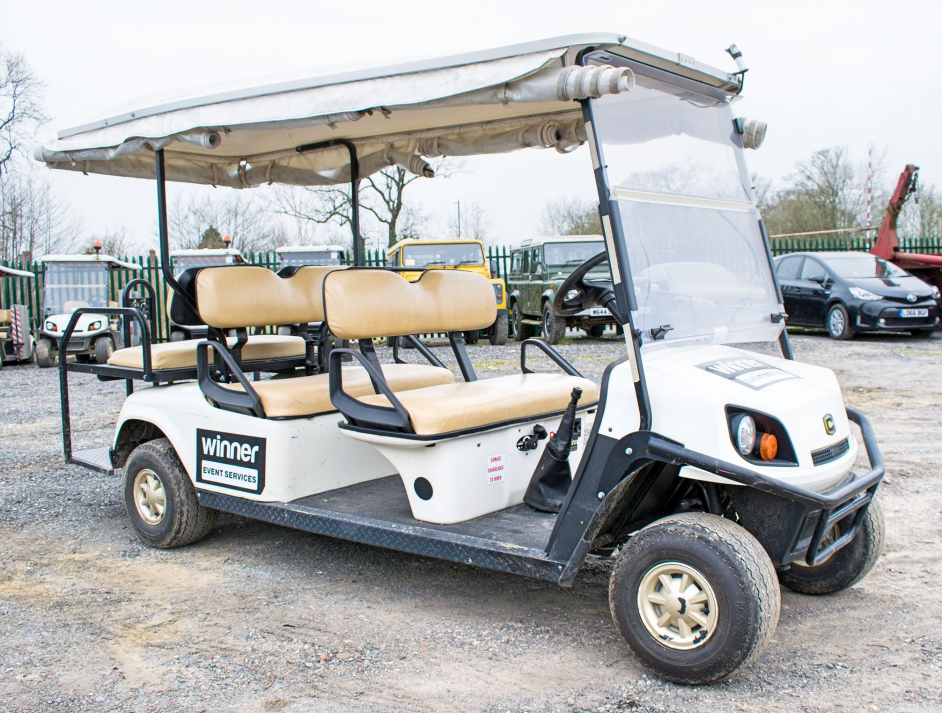 Cushman 6 seat petrol driven golf buggy Year: 2012 S/N:  Recorded Hours: 0079 - Bild 2 aus 8