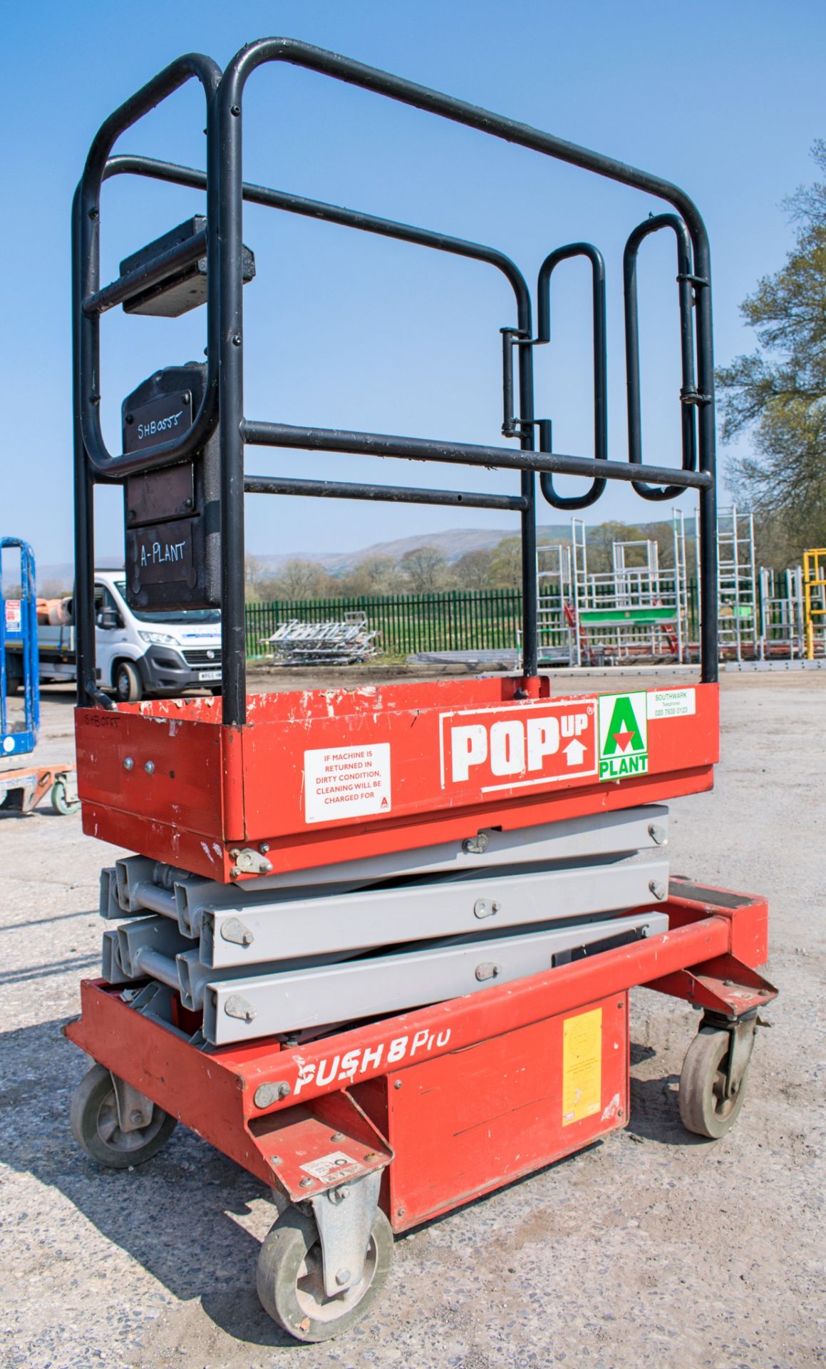 Push 8 Pro battery electric scissor lift Year: 2013 555 - Image 2 of 4