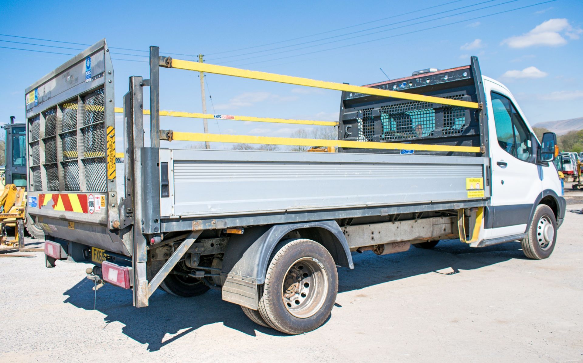 Ford Transit 350 LWD dropside lorry Registration Number: FX65 XBF Date of Registration: 06/10/2015 - Image 4 of 10