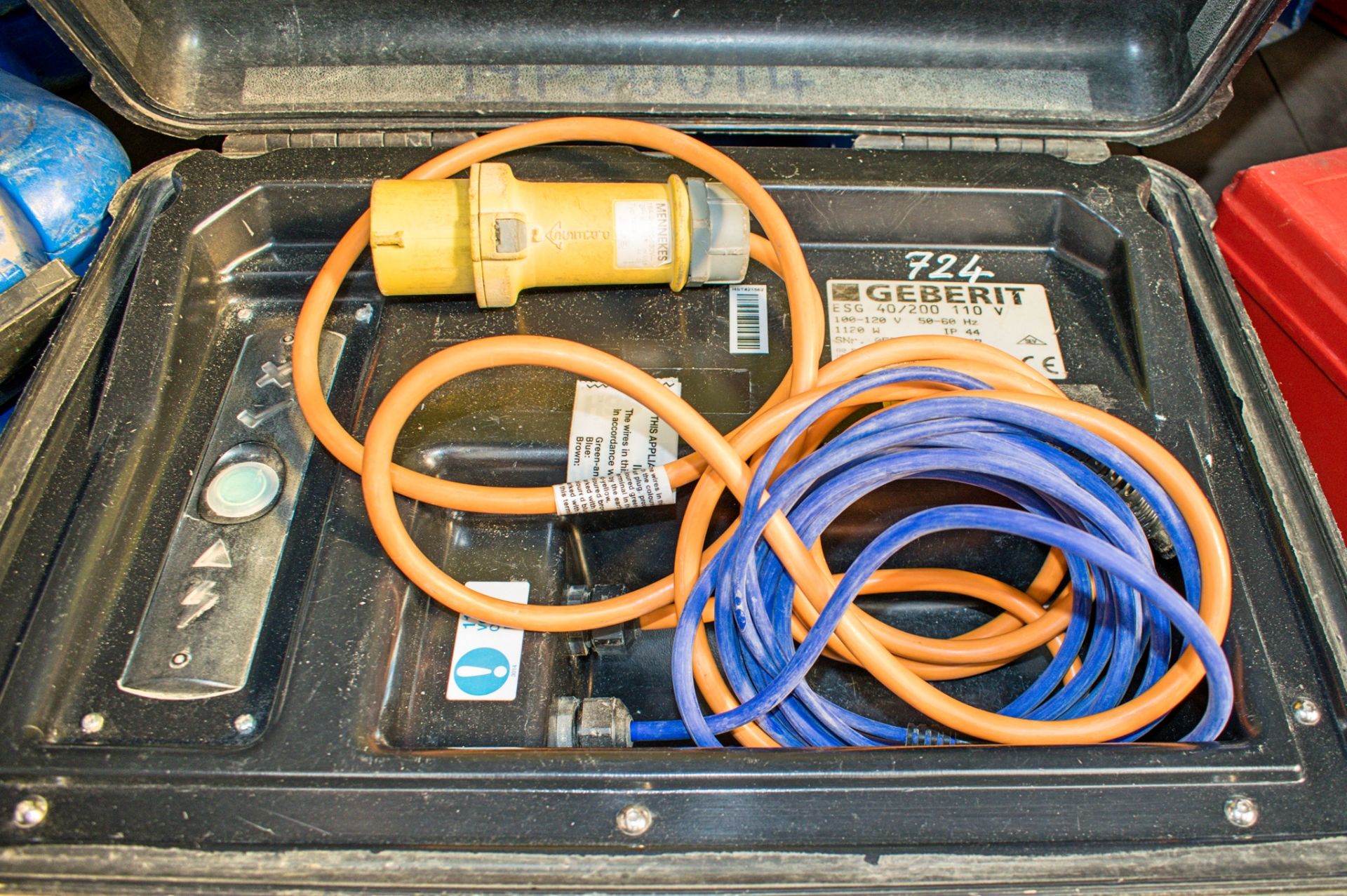 Geberit 110v pipe welder c/w carry case