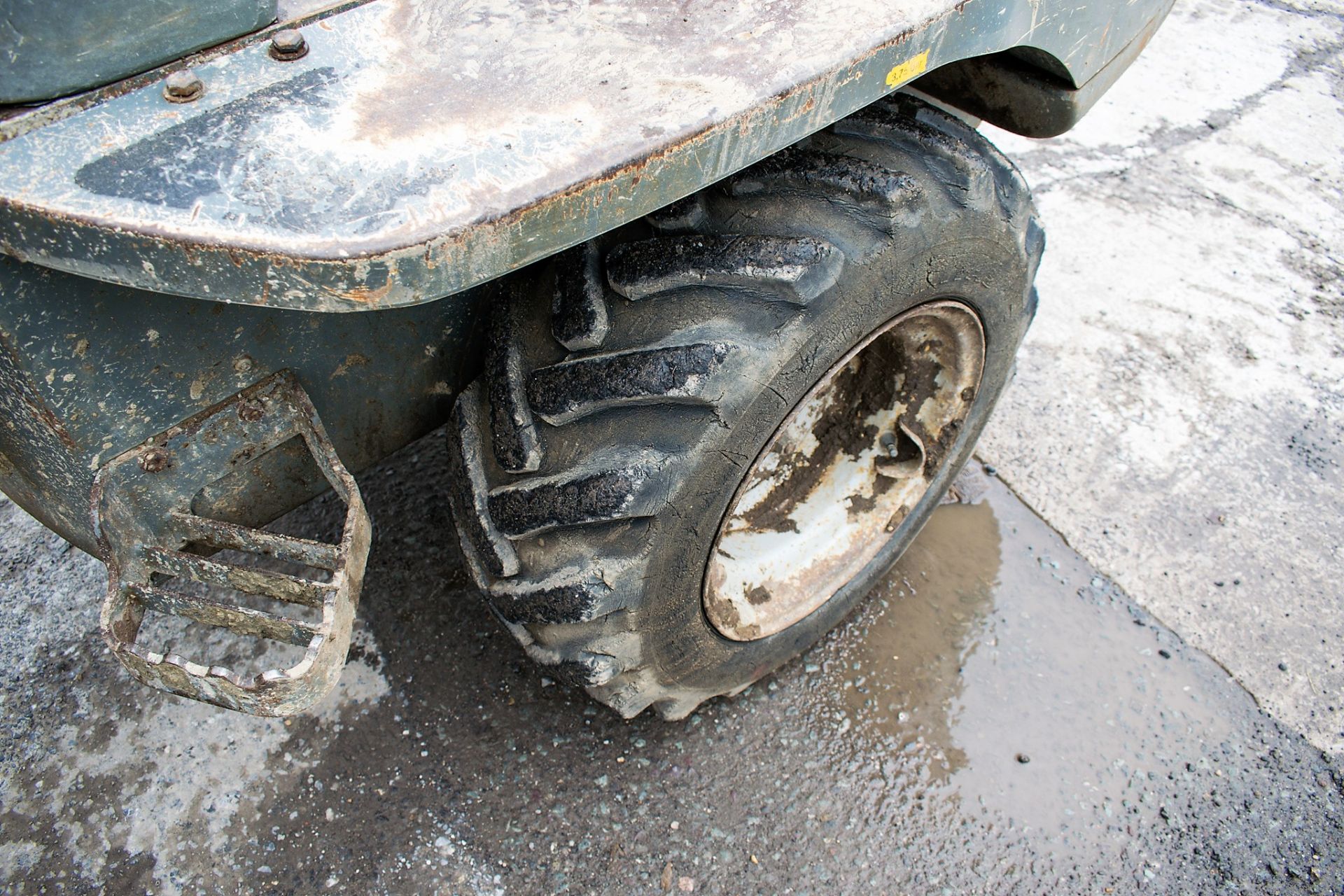 Neuson 2001 2 tonne swivel skip dumper Year: 2008 S/N: CB000564 Recorded Hours: 3413 D155G - Image 10 of 12