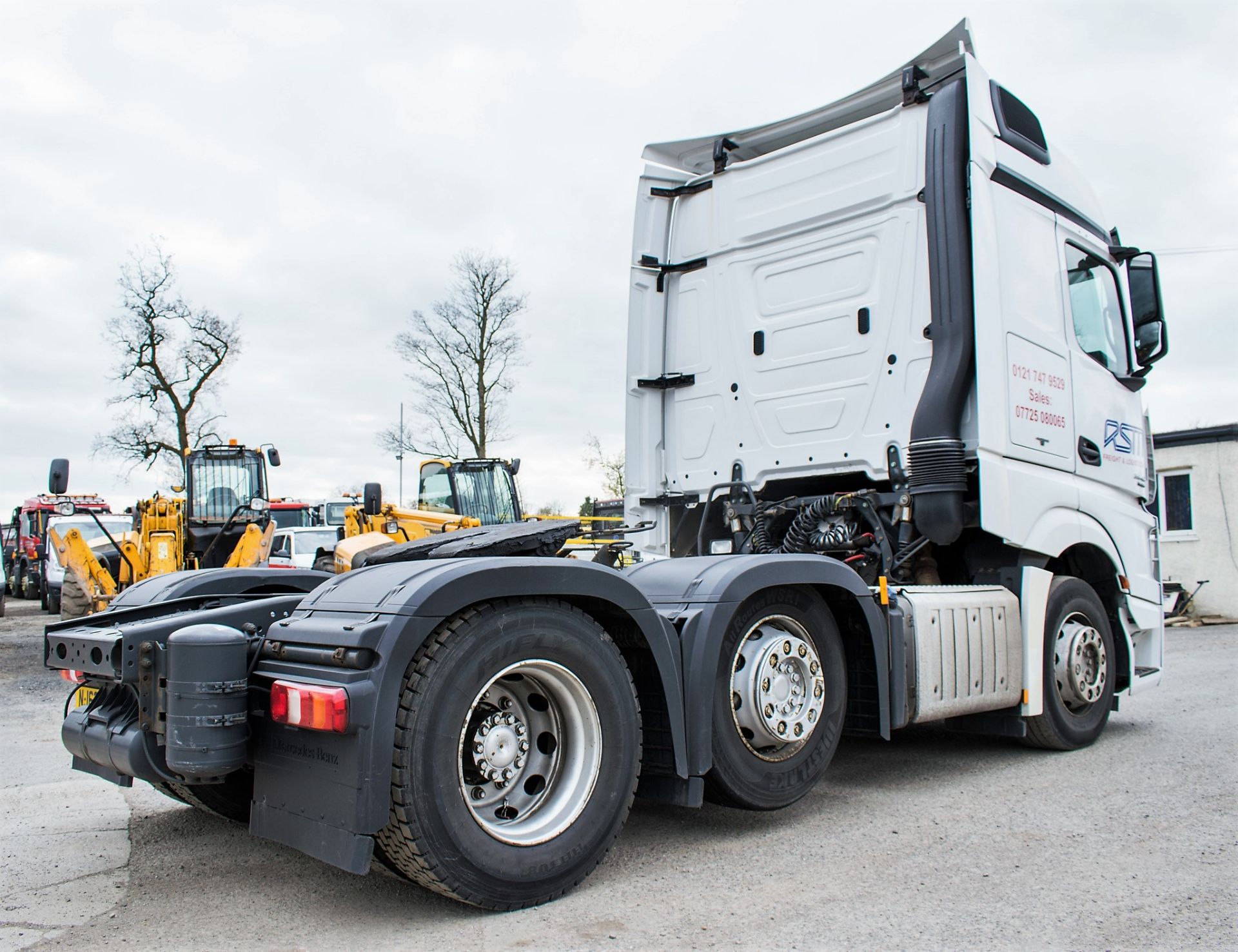 Mercedes Benz Actross 2545 6 x 2 tractor unit Registration Number: NJ62 WFV Date of Registration: - Image 4 of 12