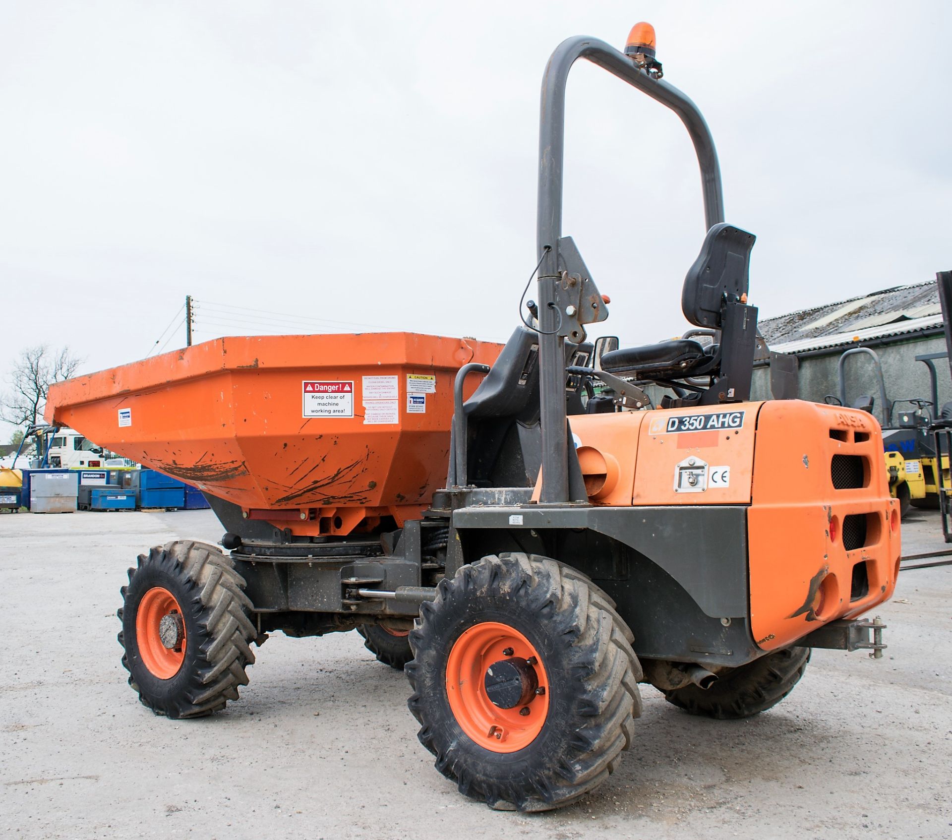 Neuson D350 AHG 3.5 tonne swivel skip dumper Year: 2015 S/N: 65174019 Recorded Hours: 856 D73 - Image 3 of 14