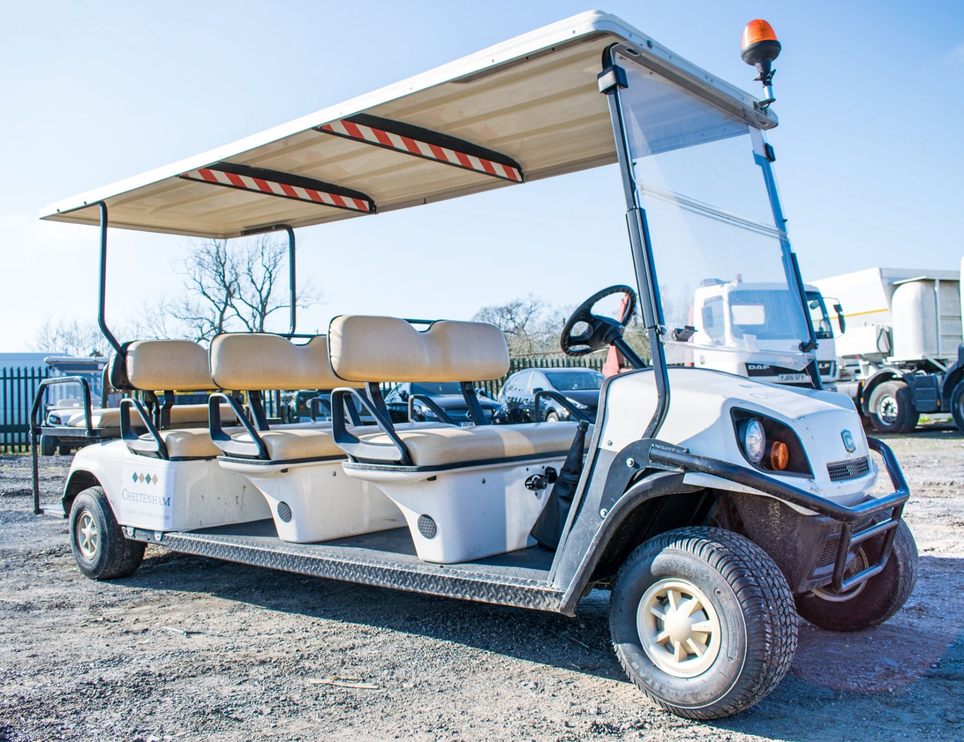 Cushman 8 seat petrol driven golf buggy Year: 2012 S/N: 2807176 Recorded Hours: 234 - Image 2 of 7