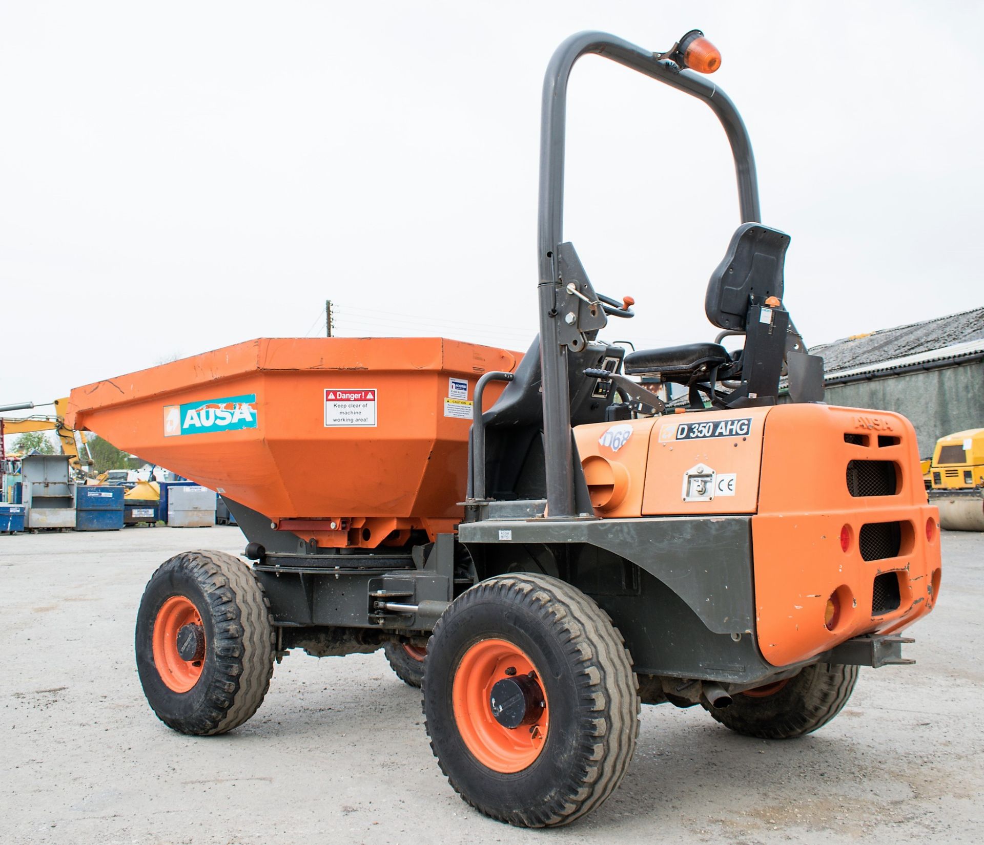 Neuson D350 AHG 3.5 tonne swivel skip dumper Year: 2015 S/N: 65173590 Recorded Hours: 679 D68 - Image 3 of 14