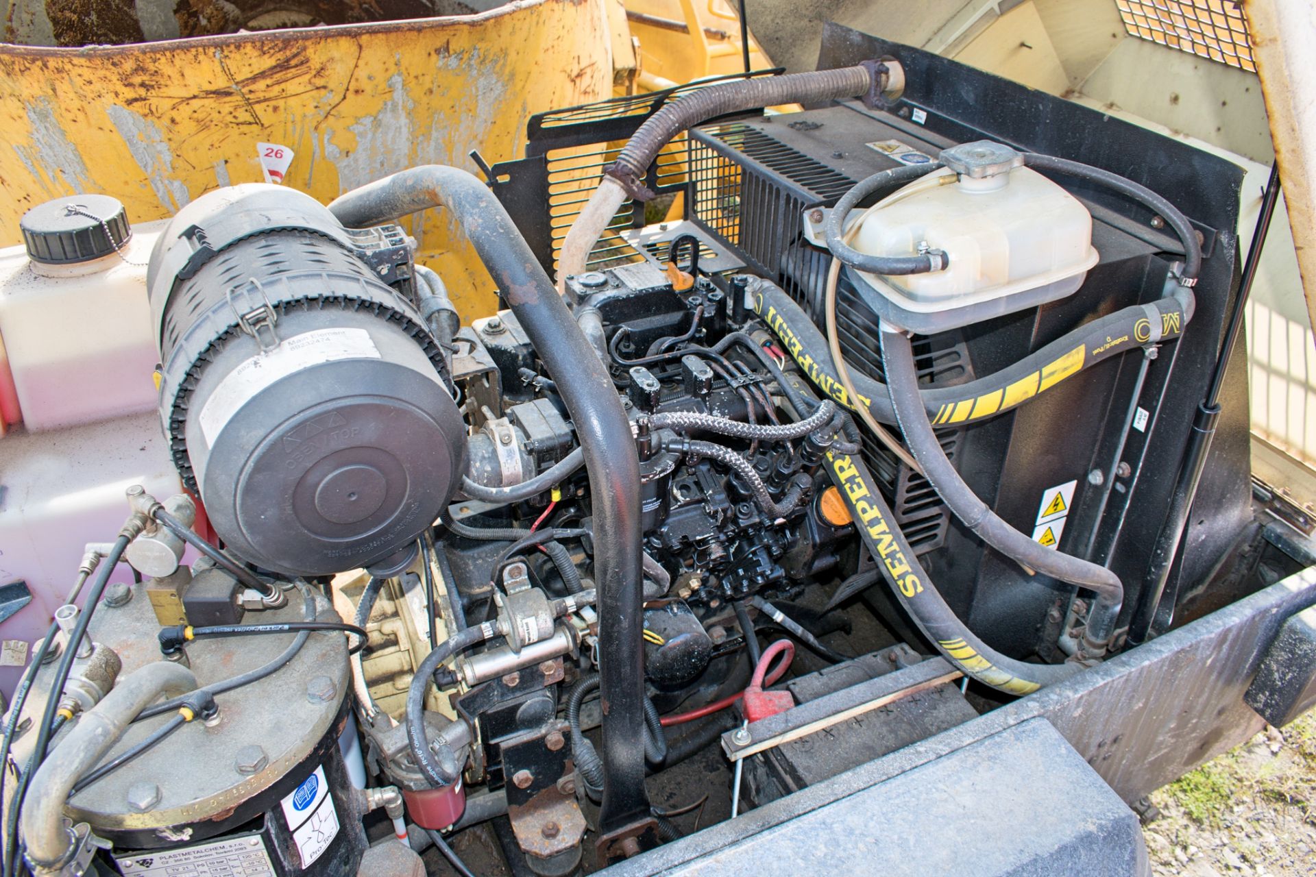 Ingersoll Rand 726 diesel driven mobile air compressor Year: 2010 S/N: 108584 Recorded Hours: 959 - Image 3 of 3