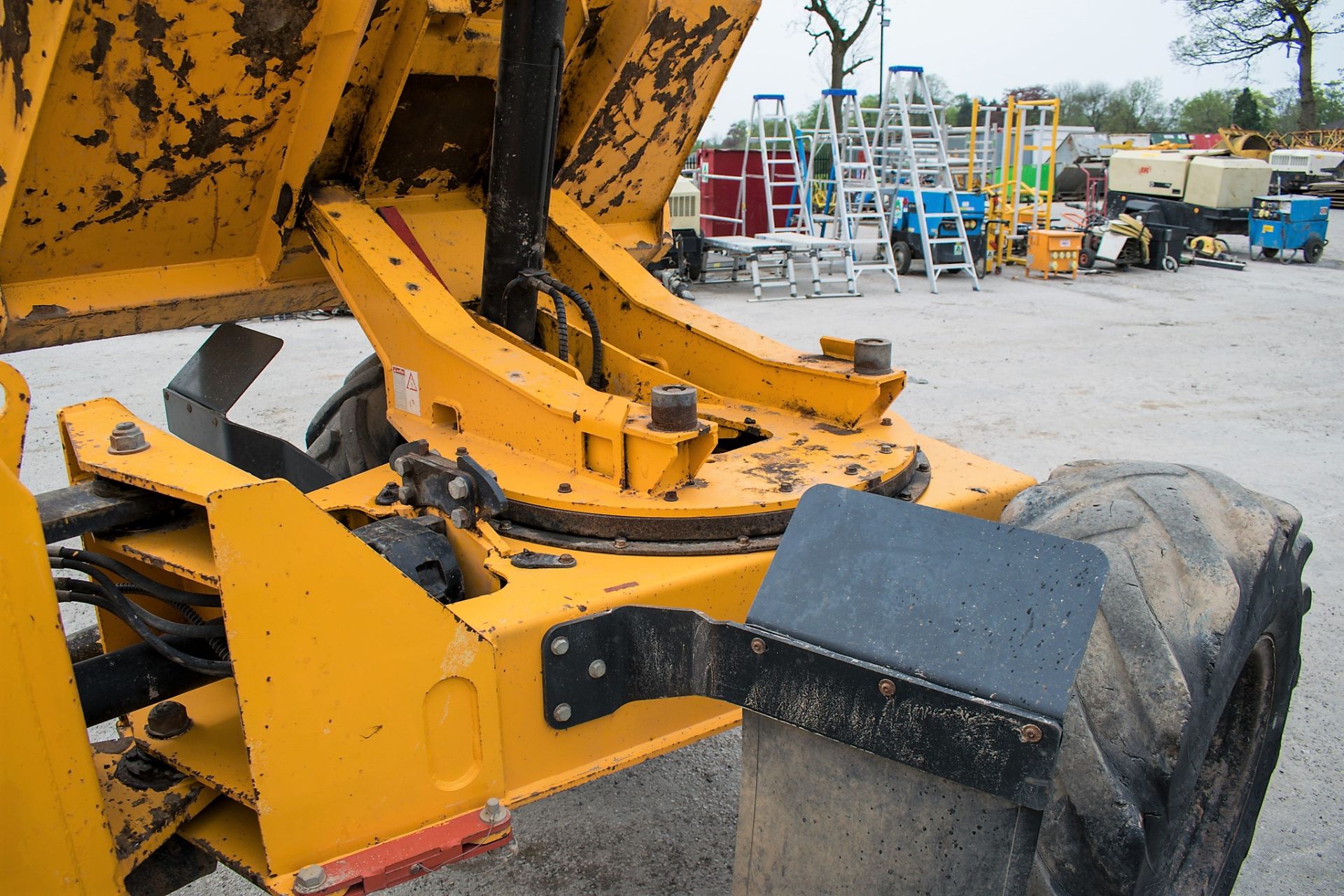 Thwaites 6 tonne swivel skip dumper Year: 2011 S/N: 105C0570 Recorded Hours: 1380 501032 - Bild 12 aus 13