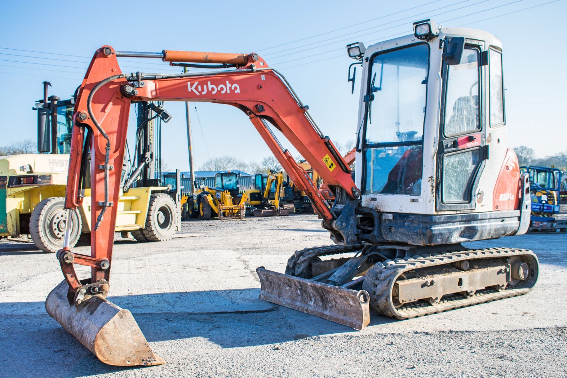 Kubota KX61-3 2.6 tonne rubber tracked excavator Year: 2012 S/N: 79214 Recorded Hours: 3253 blade,