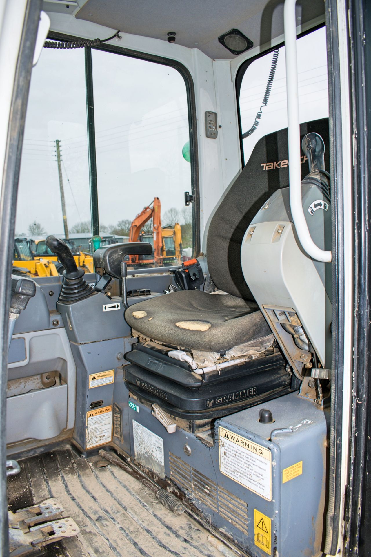 Takeuchi TB228 2.8 tonne rubber tracked mini excavator Year: 2012 S/N: 122801768 Recorded Hours: Not - Image 12 of 12