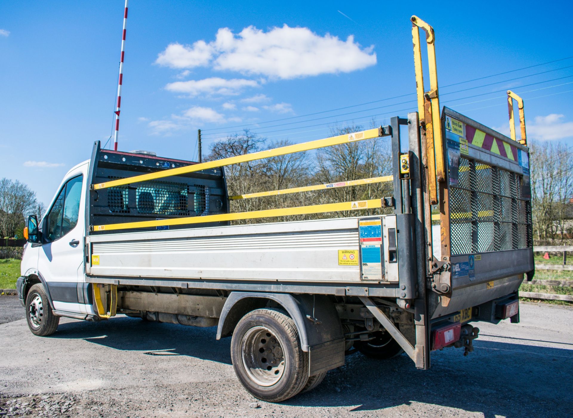 Ford Transit 350 LWD dropside lorry Registration Number: FX65 XBC Date of Registration: 01/12/2015 - Image 4 of 10