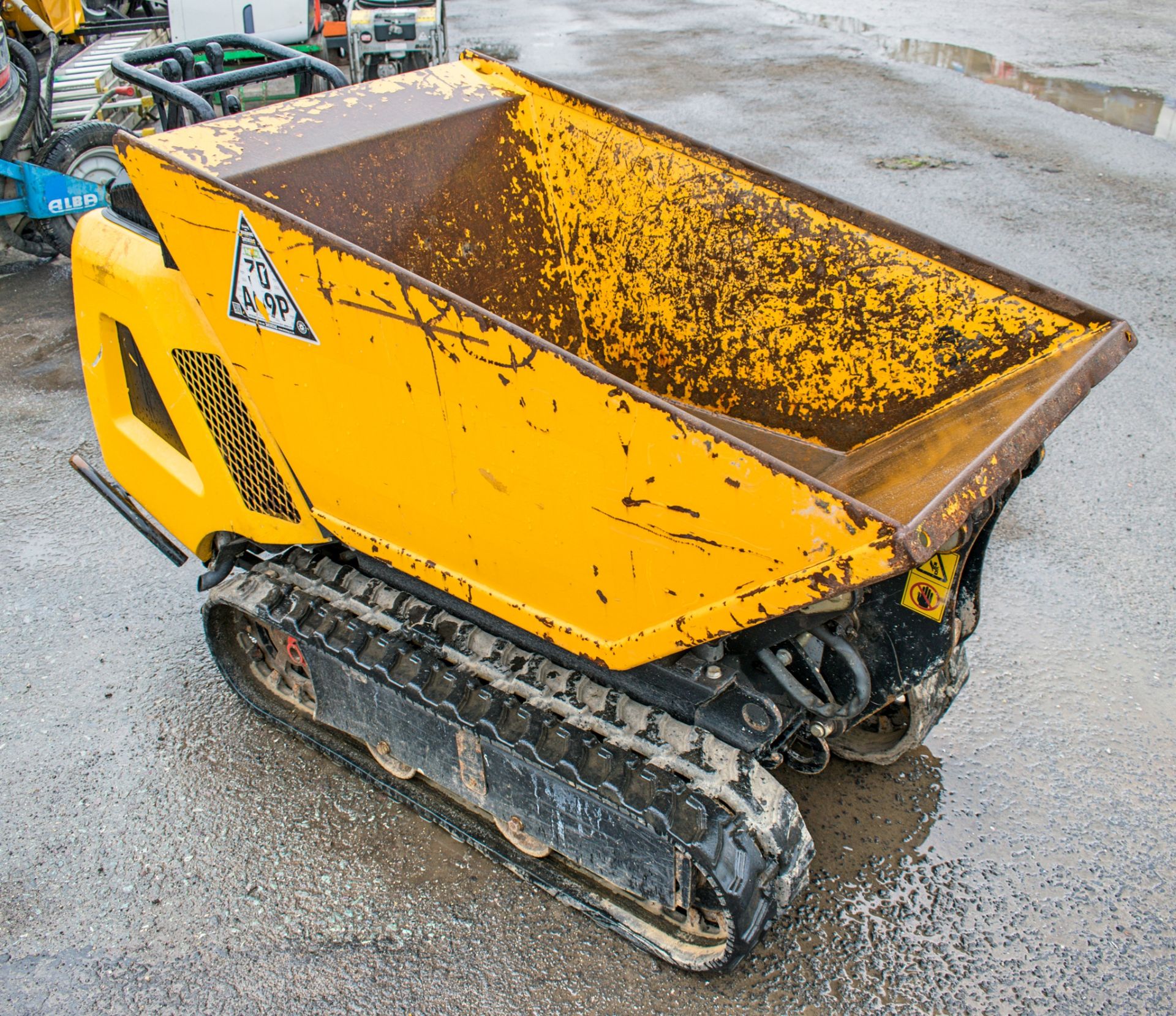 JCB HTD-5 diesel driven rubber tracked Hi-Tip pedestrian dumper Year: 2016 S/N: 1593644 1834 - Image 2 of 12