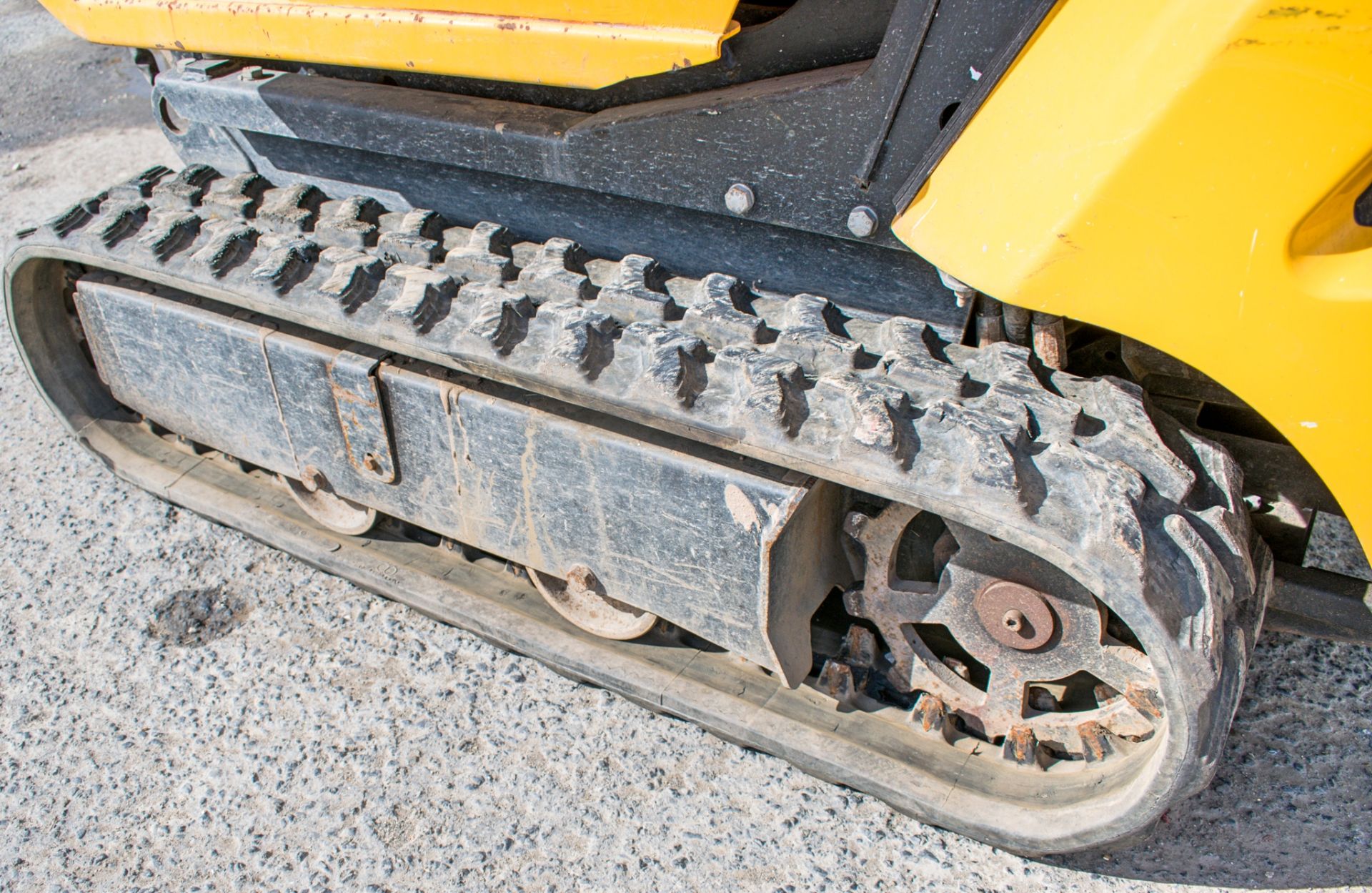 JCB HTD-5 diesel driven rubber tracked Hi-Tip pedestrian dumper Year: 2016 S/N: 1902 - Image 8 of 12