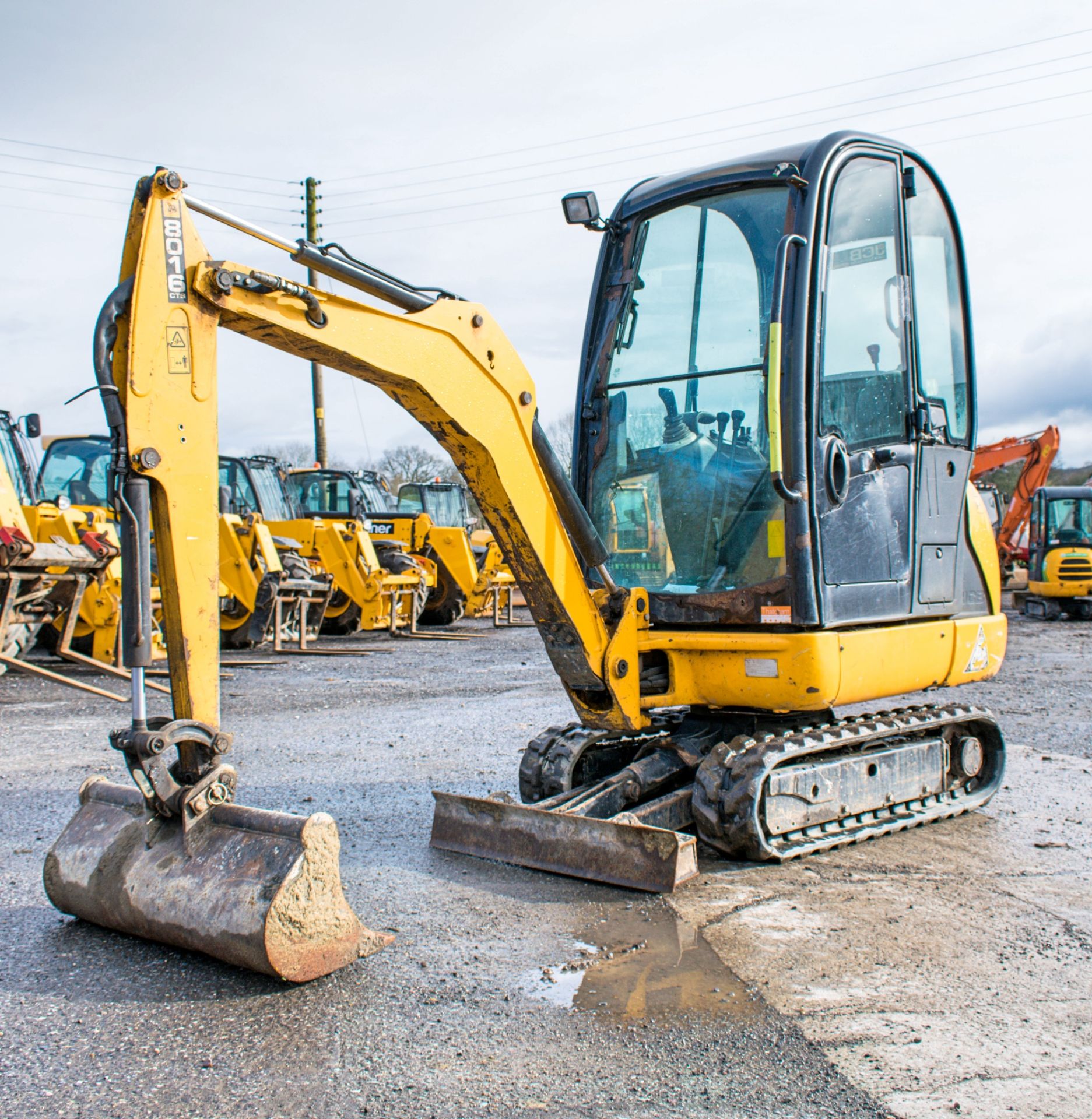 JCB 801.6 CTS 1.5 tonne rubber tracked mini excavator Year: 2013 S/N: 20171431 Recorded Hours: