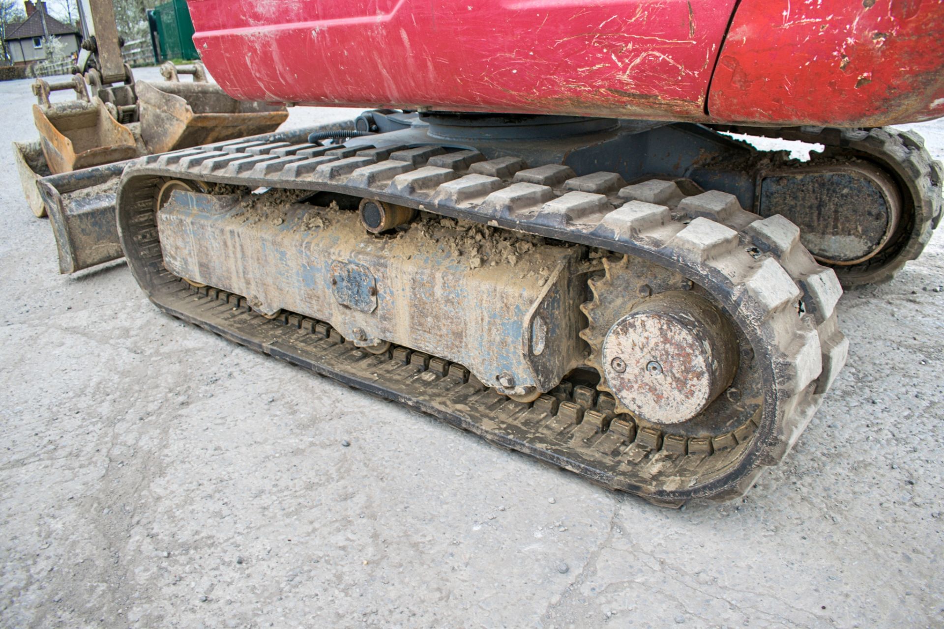 Takeuchi TB228 2.8 tonne rubber tracked mini excavator Year: 2014 S/N: 122803390 Recorded Hours: - Image 7 of 12