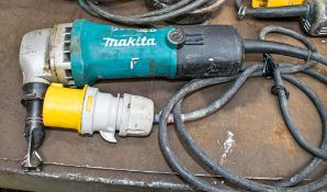 Makita 110v nibbler A700945