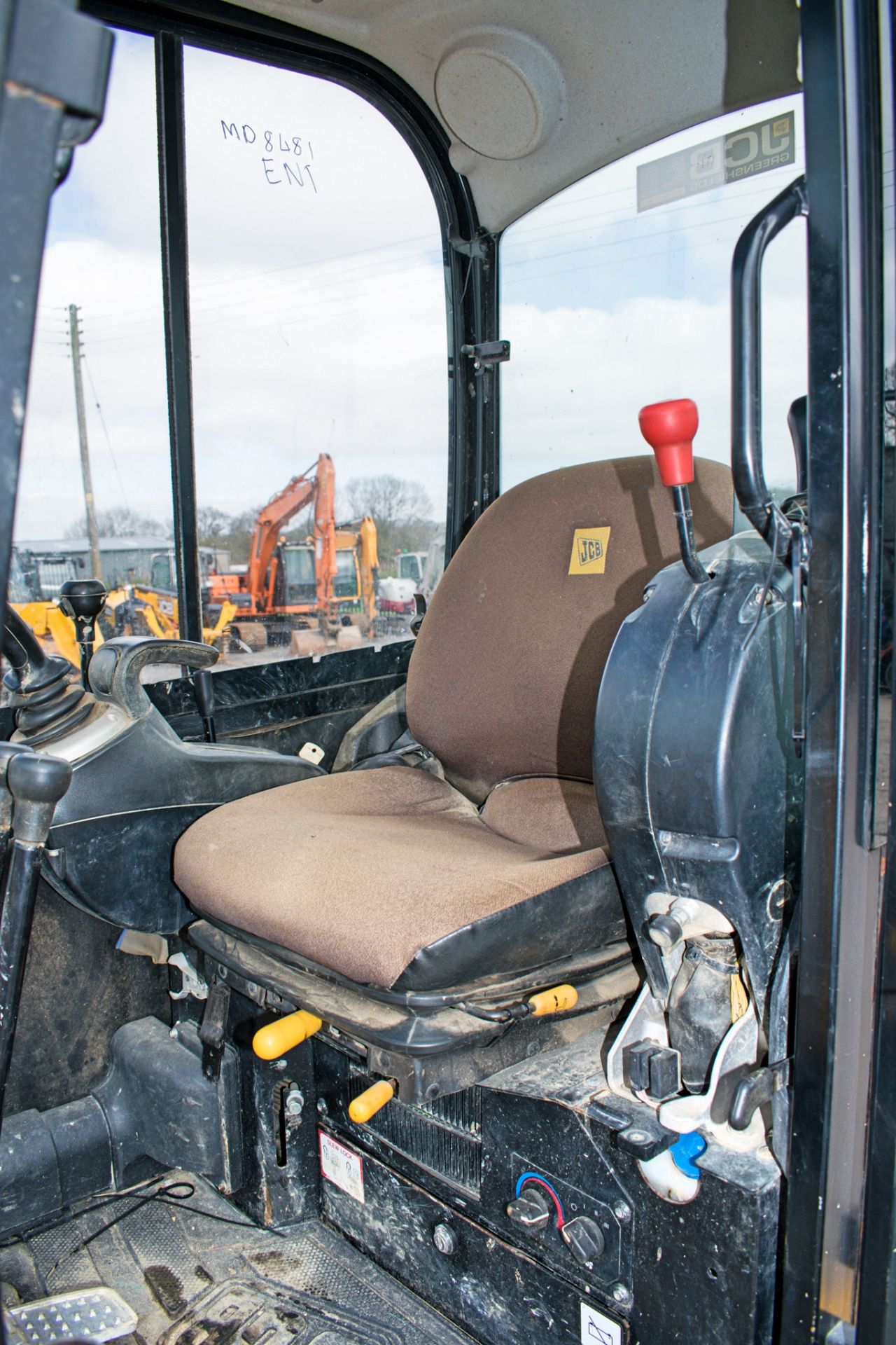 JCB 8030 3 tonne rubber tracked mini excavator Year: 2013 S/N: 2021848 Recorded Hours: 1987 blade, - Bild 12 aus 12