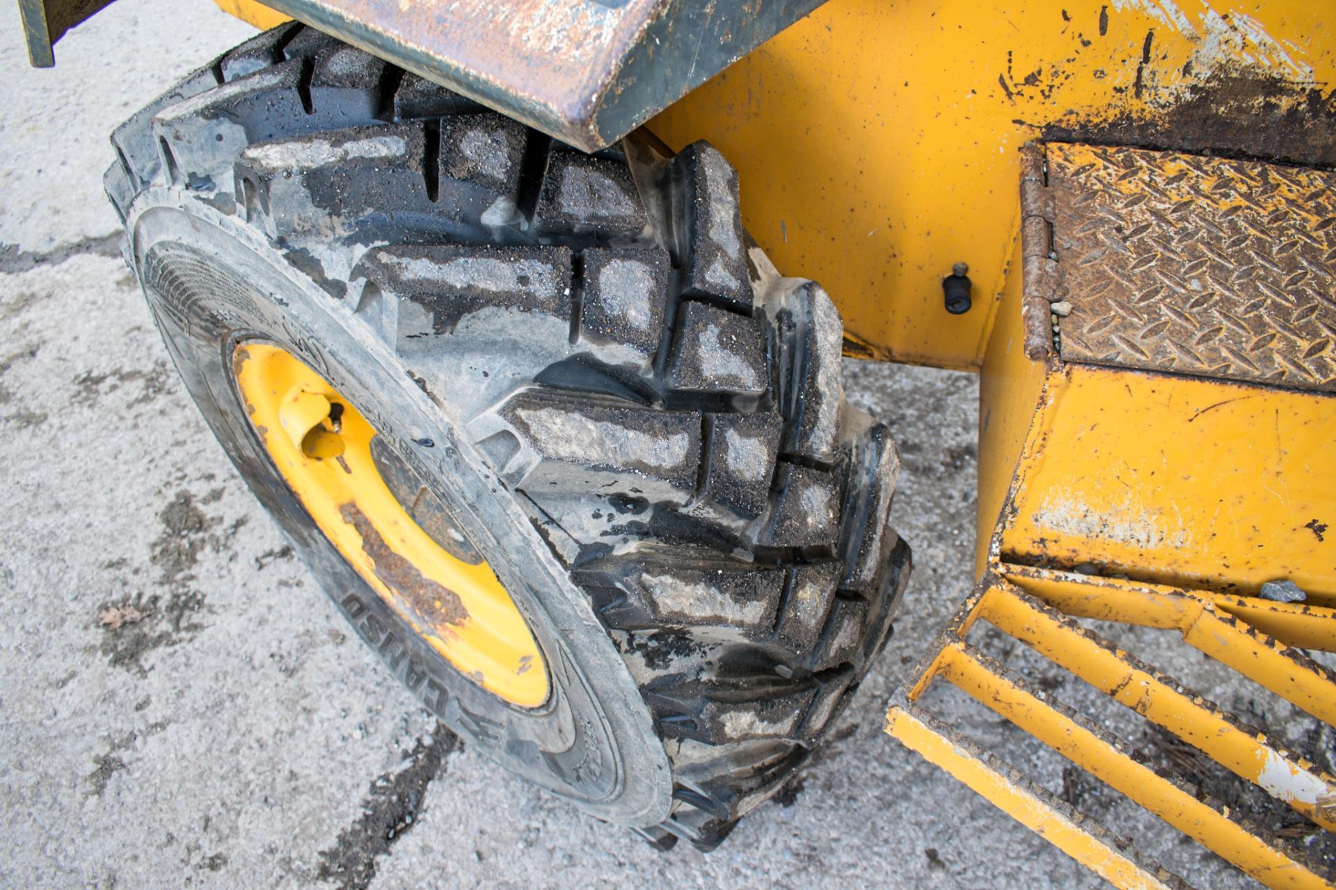 Barford SX3000 Hydro 3 tonne straight skip dumper Year: 2007 S/N: SBVE0845 Recorded Hours: 2130 - Image 10 of 13