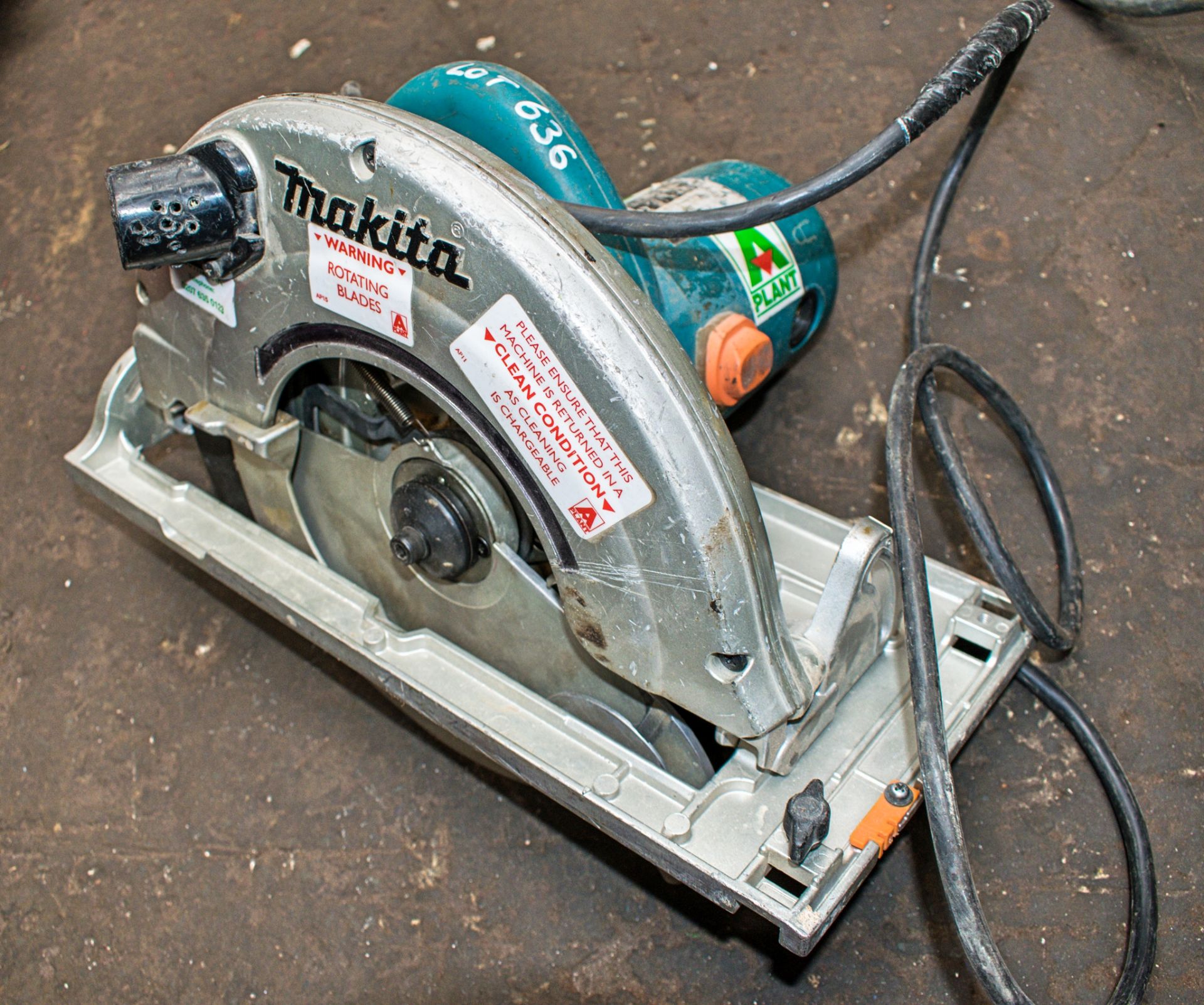 Makita 110v circular saw A674455