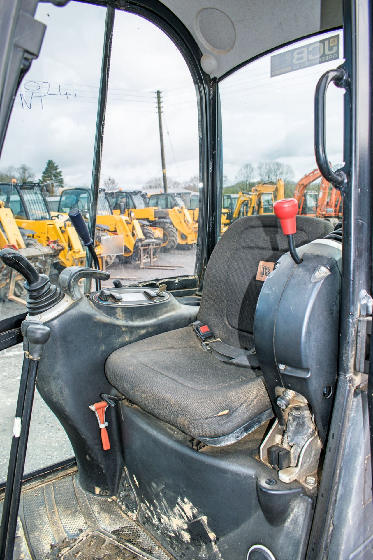 JCB 801.6 CTS 1.5 tonne rubber tracked mini excavator Year: 2013 S/N: 20171420 Recorded Hours: - Image 12 of 12
