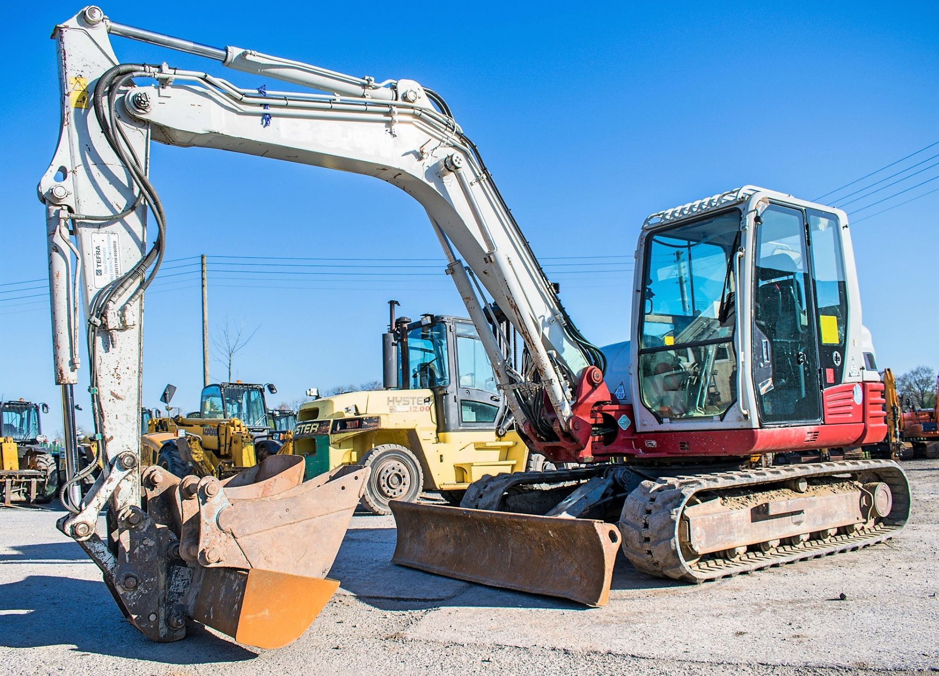 Takeuchi TB285 8.5 tonne rubber tracked excavator Year: 2012 S/N: 185000264 Recorded Hours: 6326