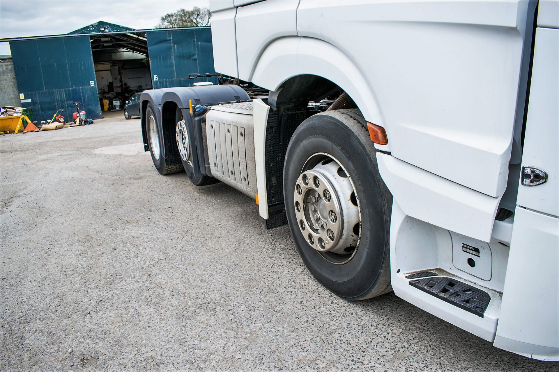 Mercedes Benz Actross 2545 6 x 2 tractor unit Registration Number: NJ62 WFV Date of Registration: - Image 8 of 12