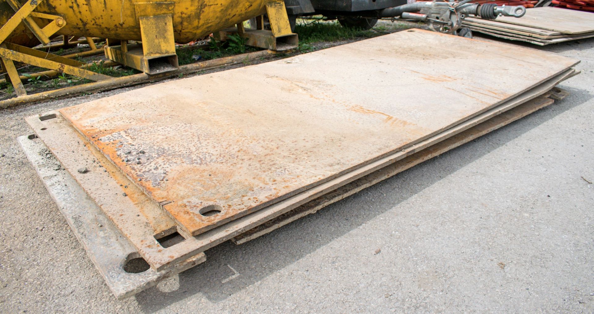 5 - 8 ft x 4 ft road plates