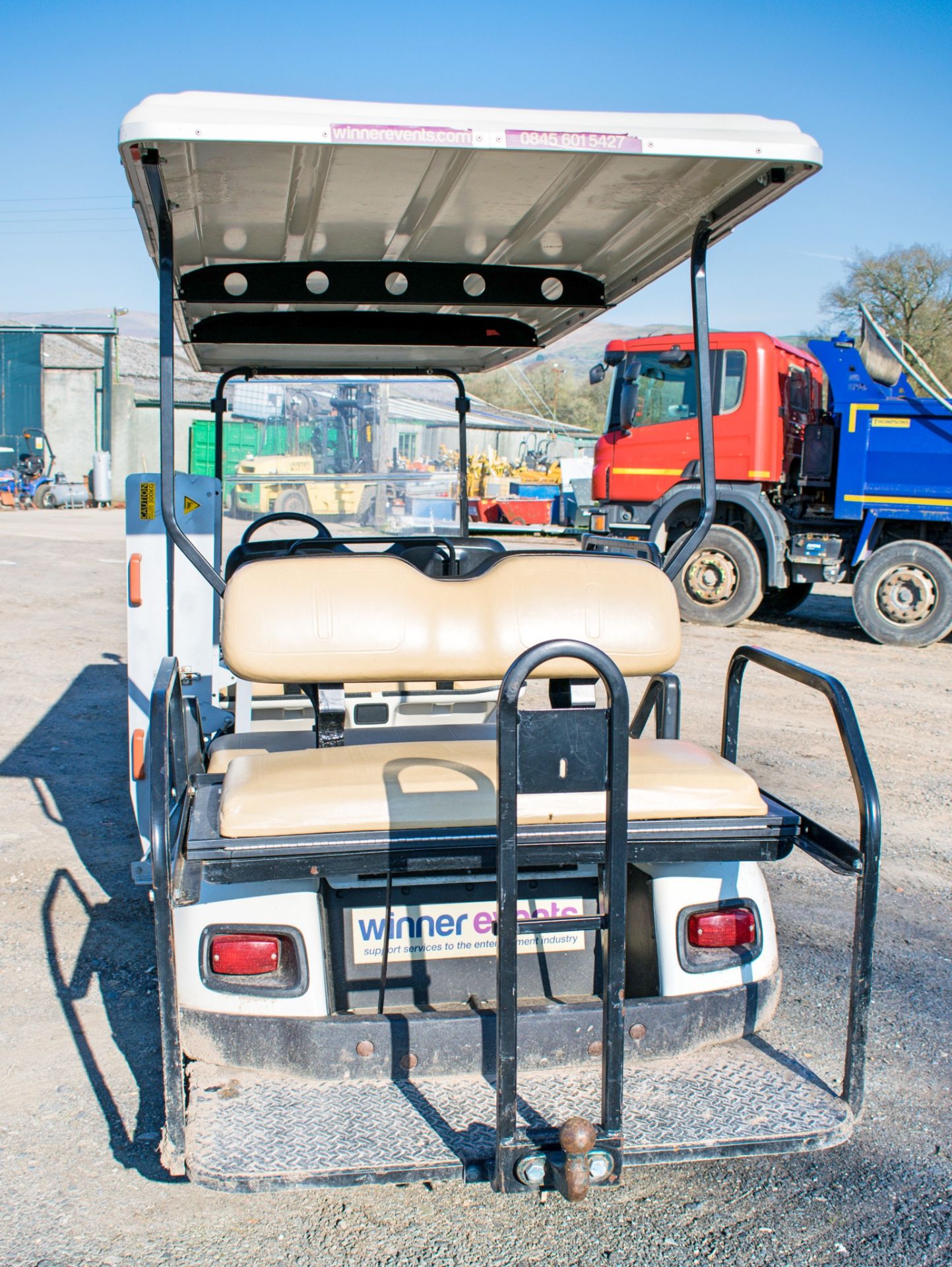 Cushman 6 seat & wheelchair petrol driven golf buggy Year: 2012 S/N: 2811606 Recorded Hours: 320 c/w - Image 6 of 8