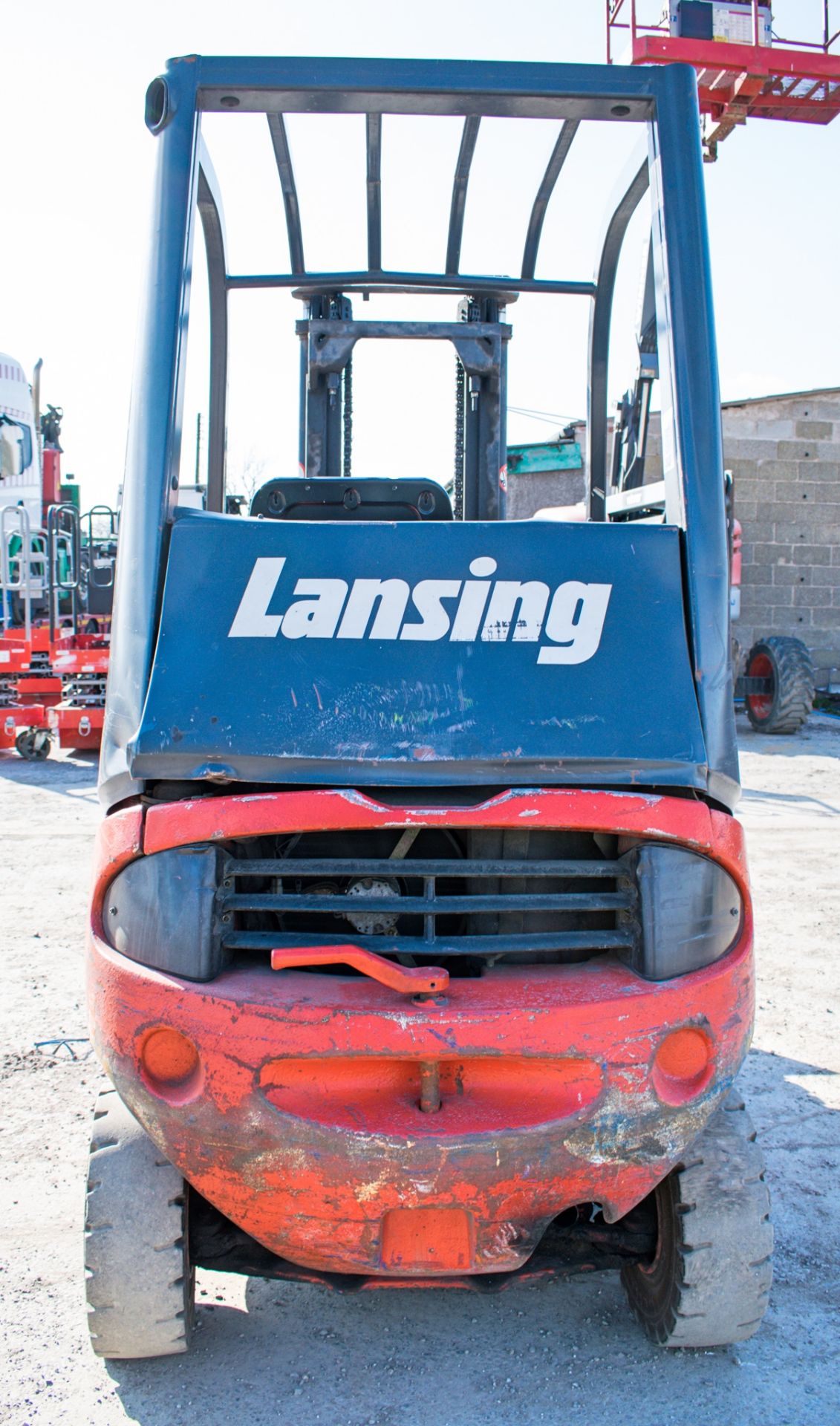 Lansing Linde H16D diesel driven fork lift truck Year: 1996 S/N: 7016 Recorded Hours: 4569 ** No VAT - Image 6 of 8